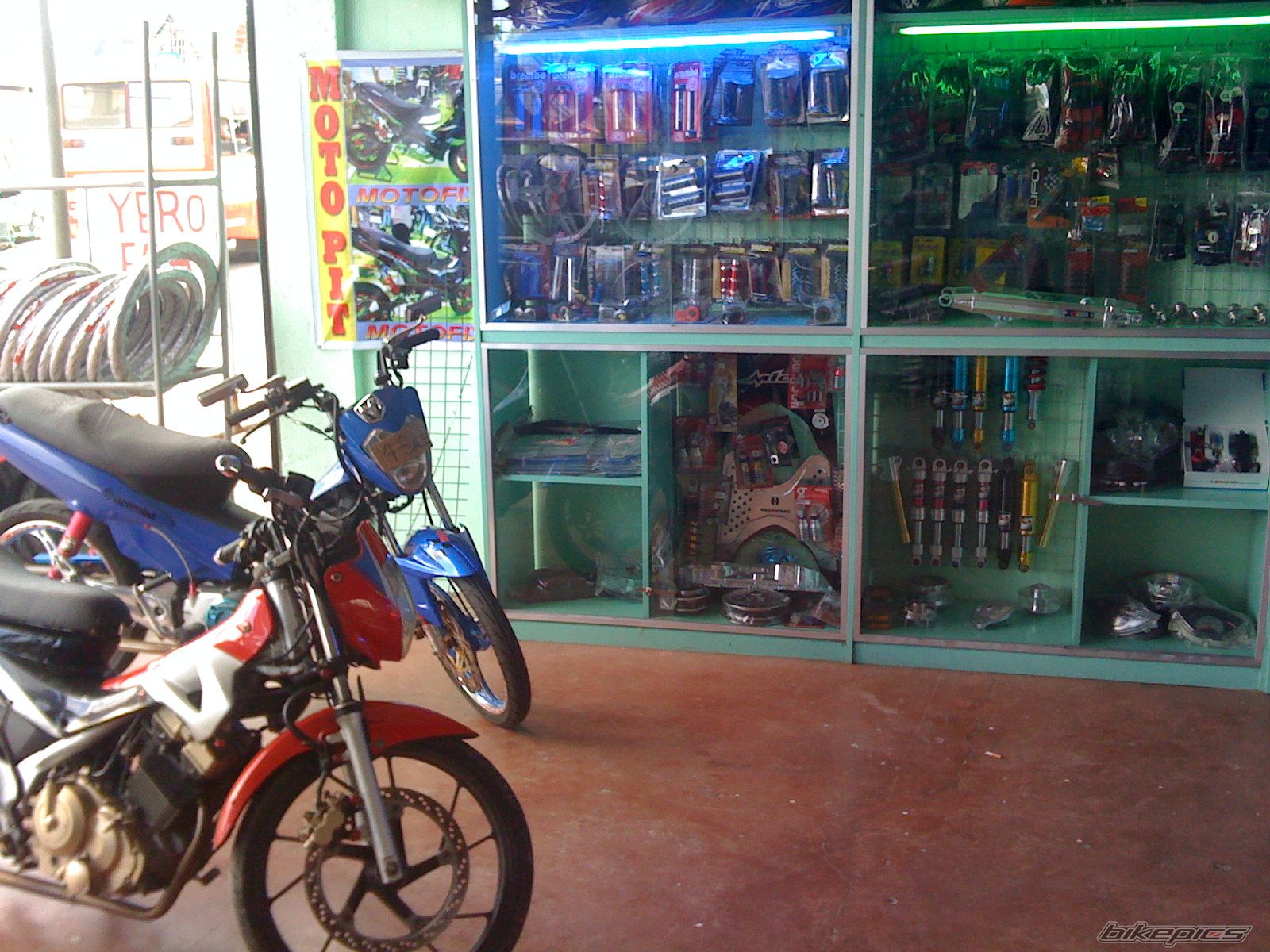 Photo 1676573