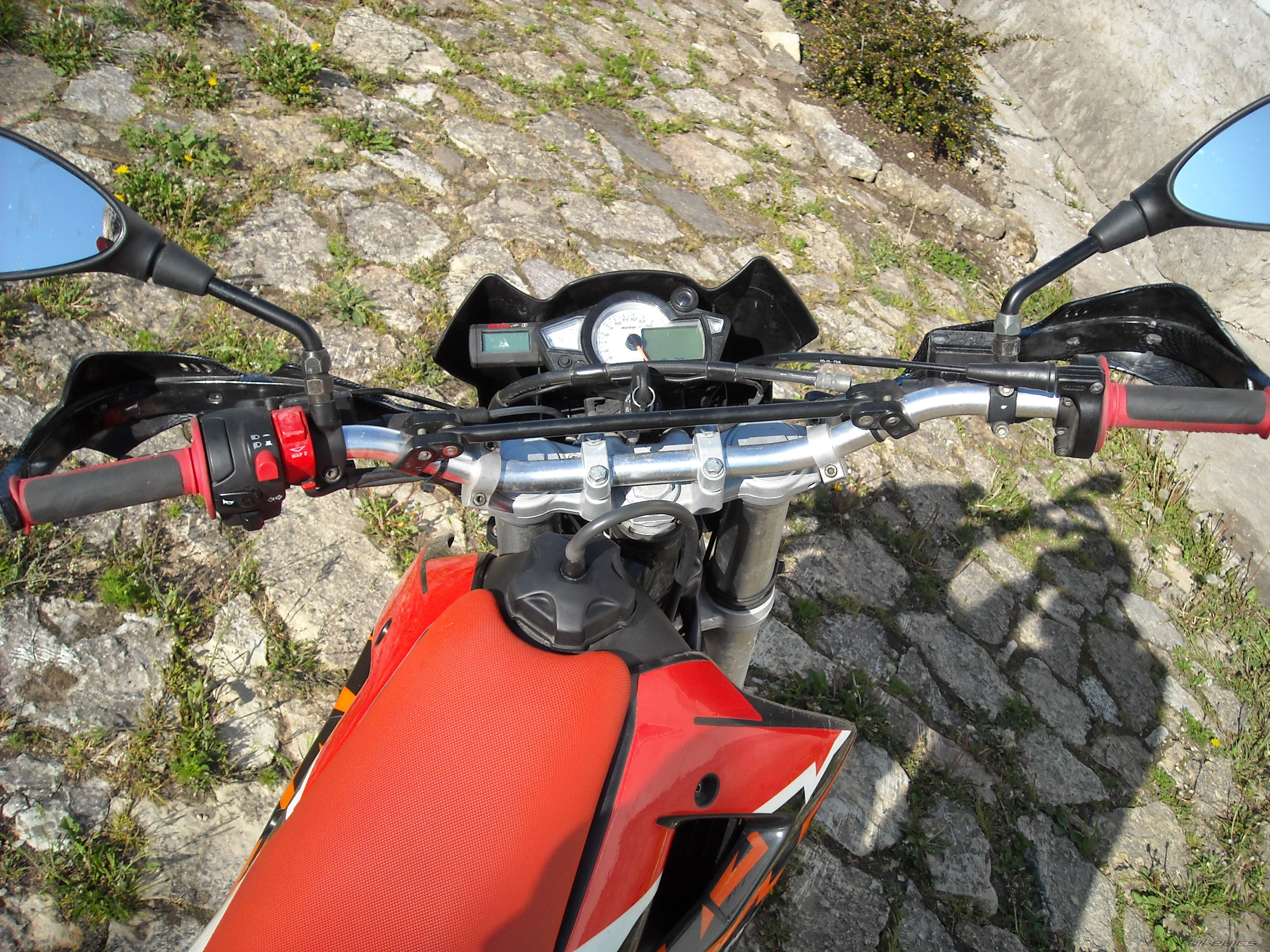 Photo 1676628
