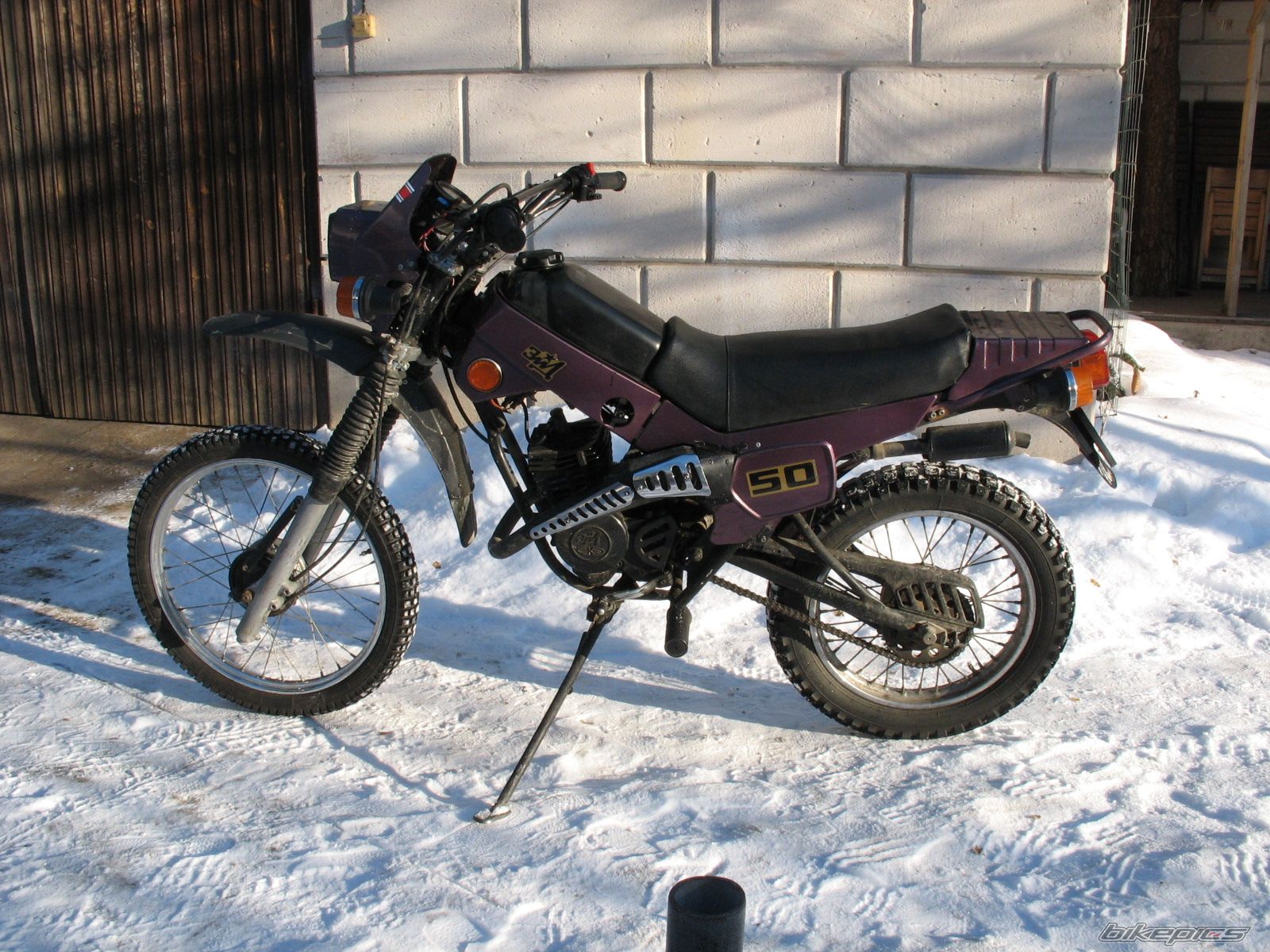 Photo 1676636