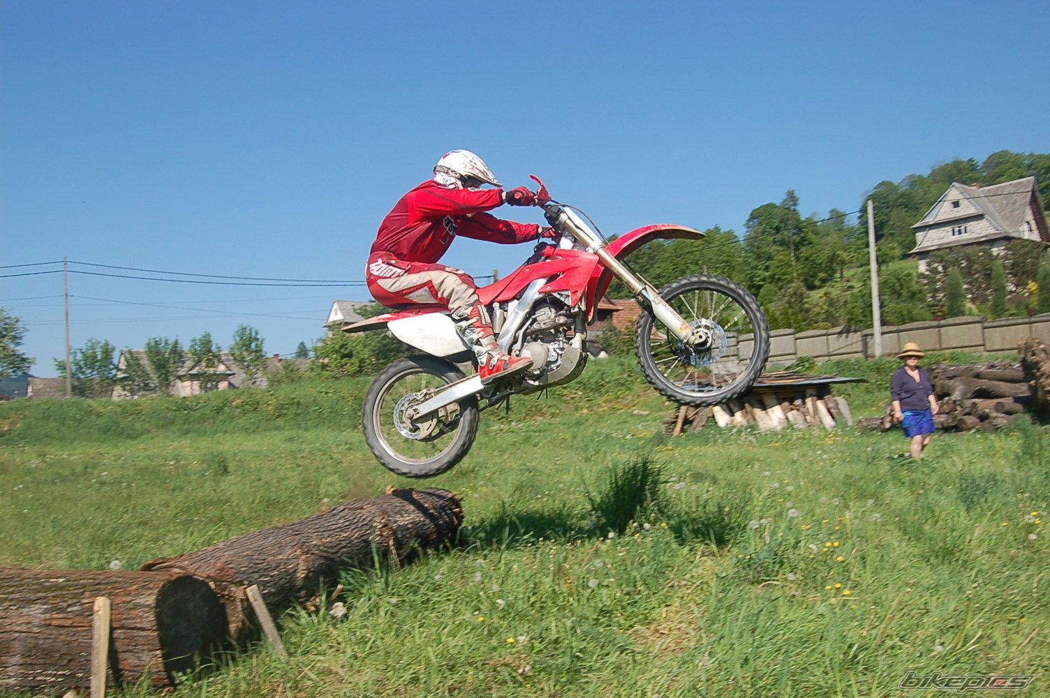 Photo 1676673