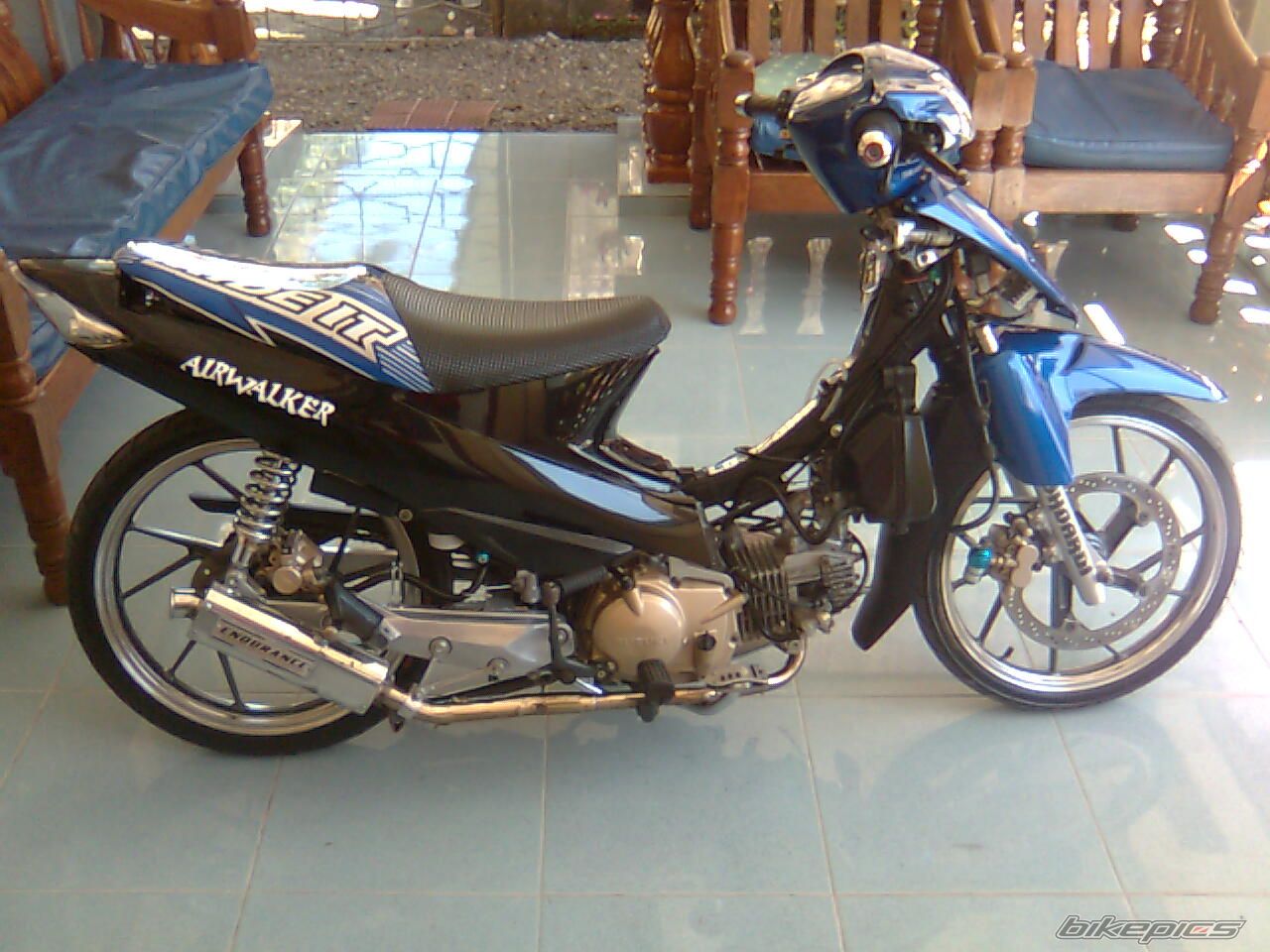 Photo 1676721
