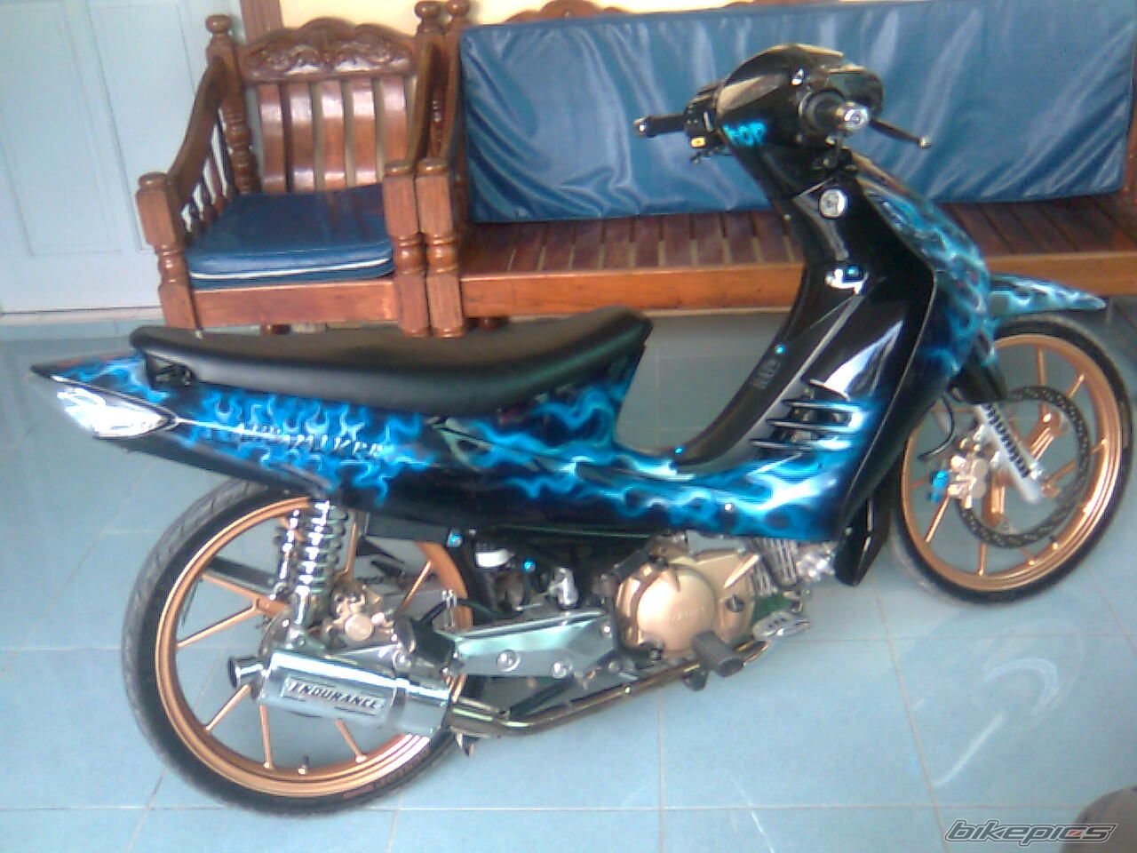 Photo 1676738