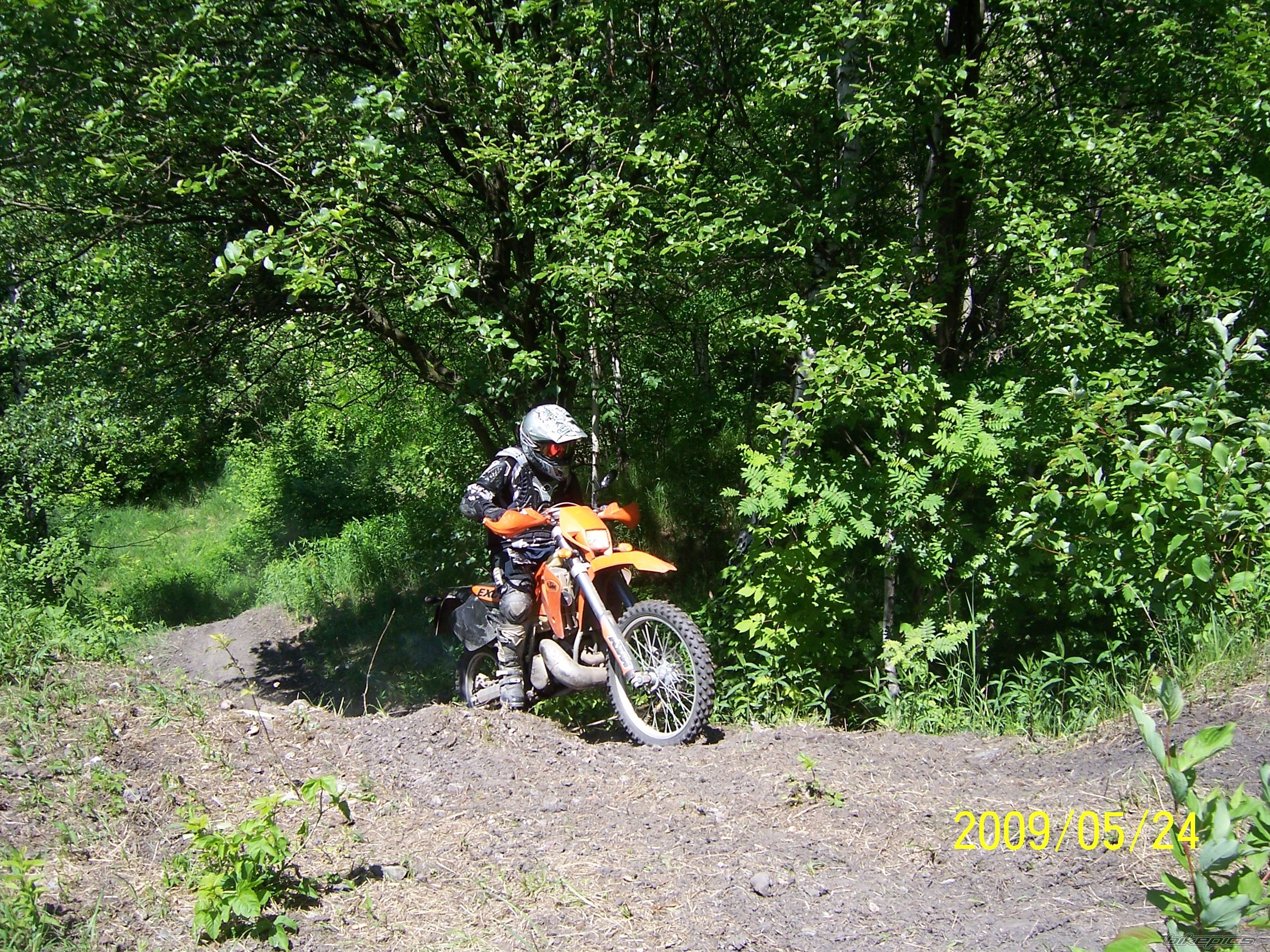 Photo 1676894