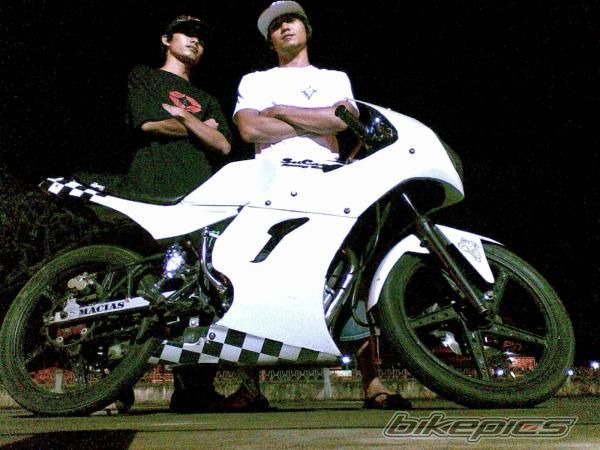 Photo 1676941