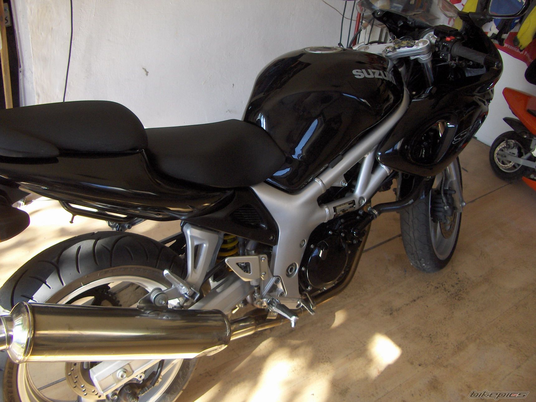 Photo 1677075