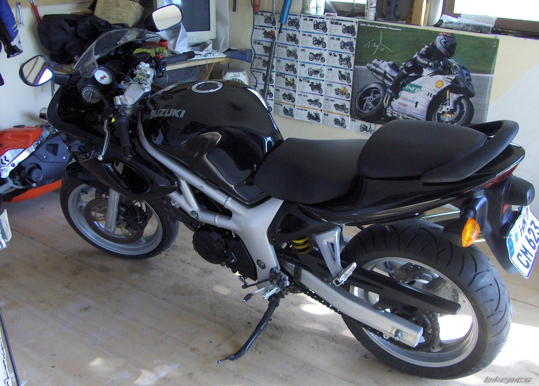 Photo 1677079
