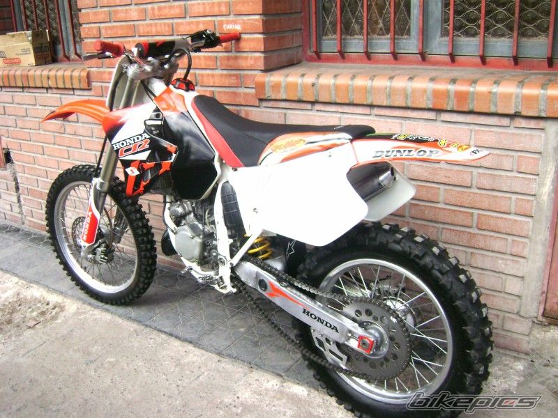Photo 1677096