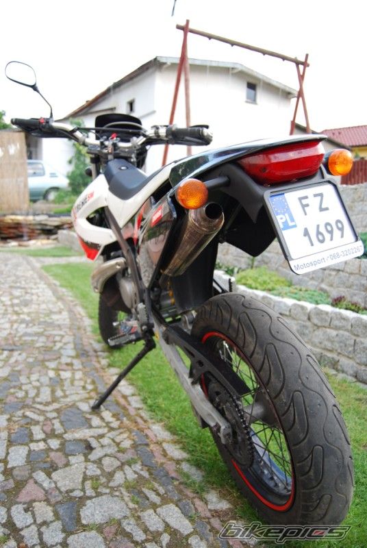 Photo 1677299