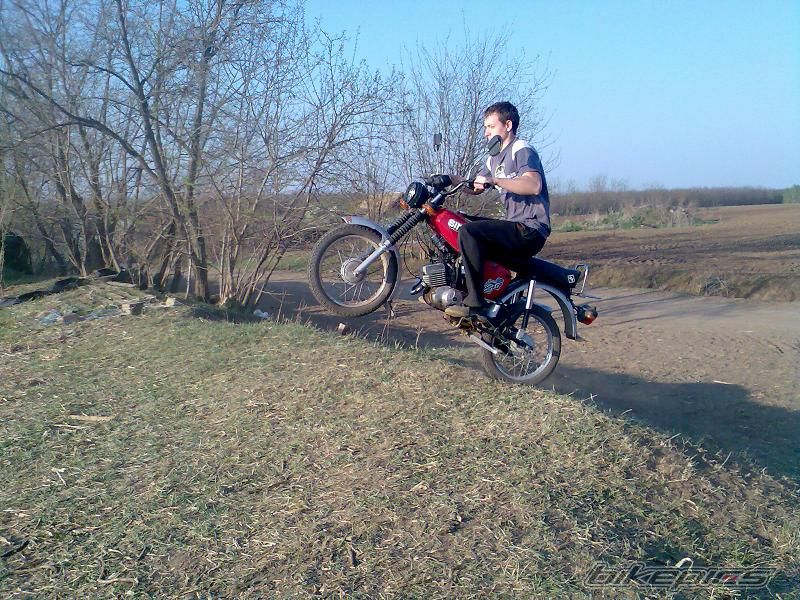 Photo 1677380