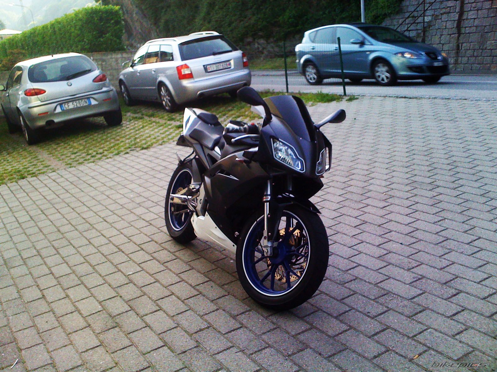 Bike Photo 1677424
