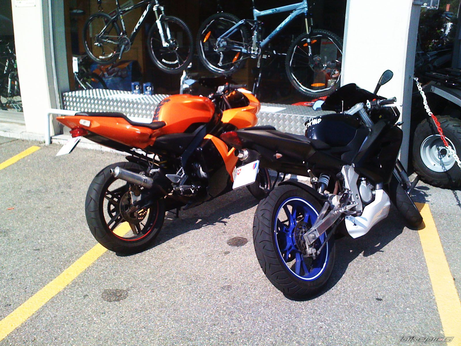 Bike Photo 1677428
