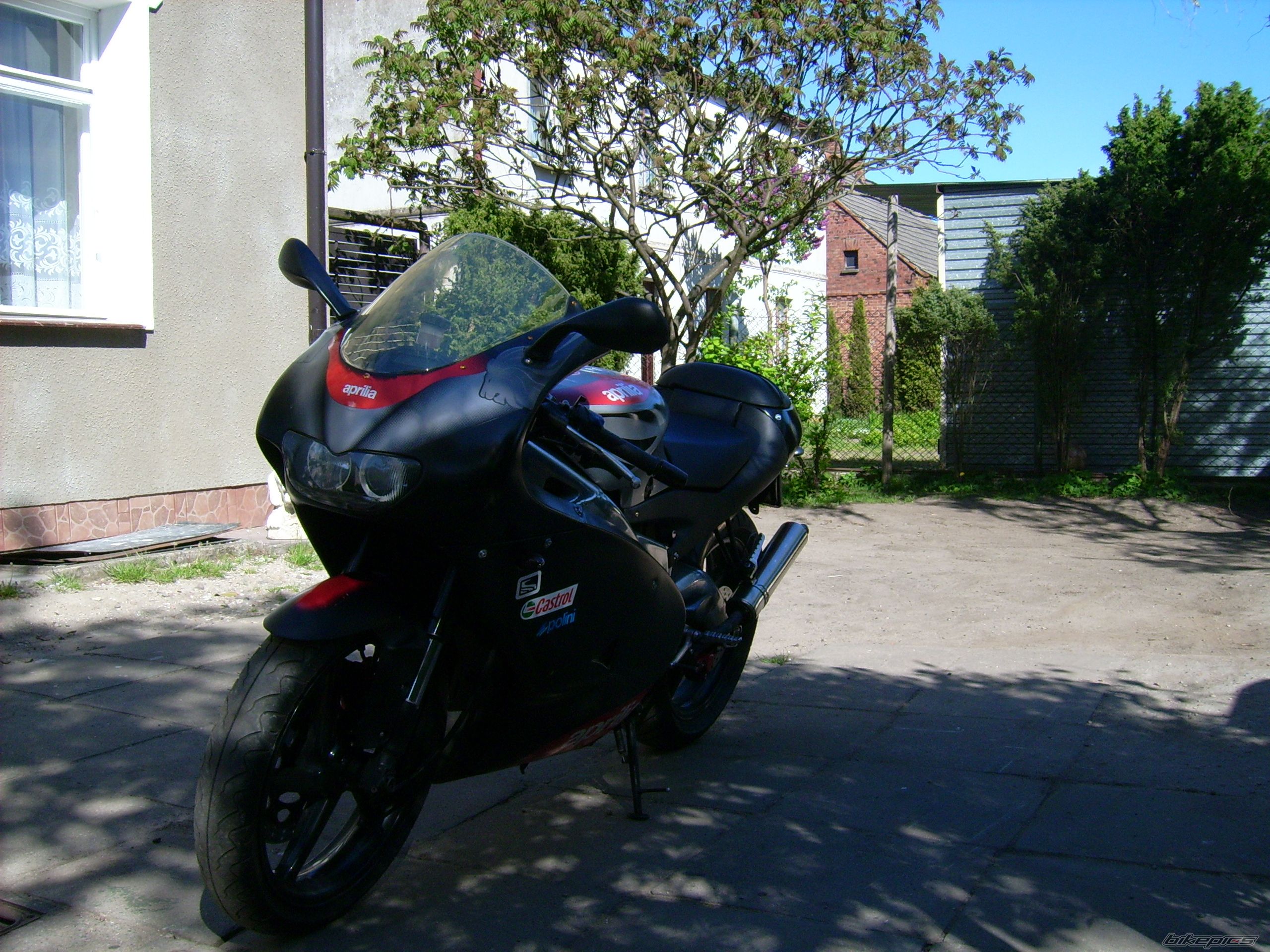 Photo 1677471