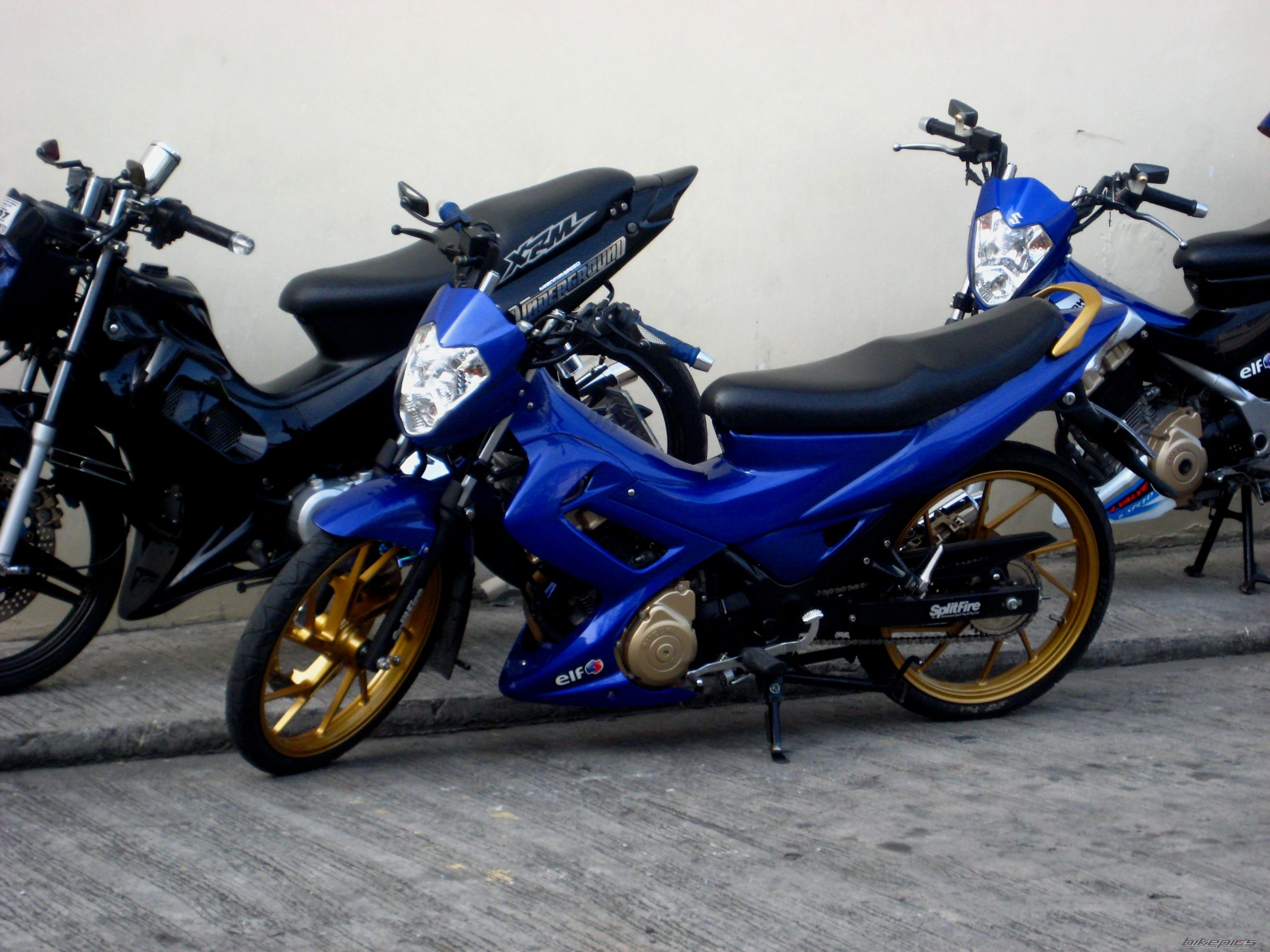 Photo 1677598