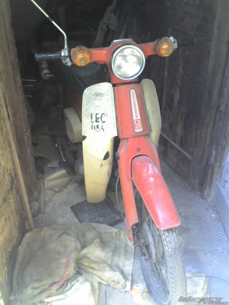 Photo 1677653