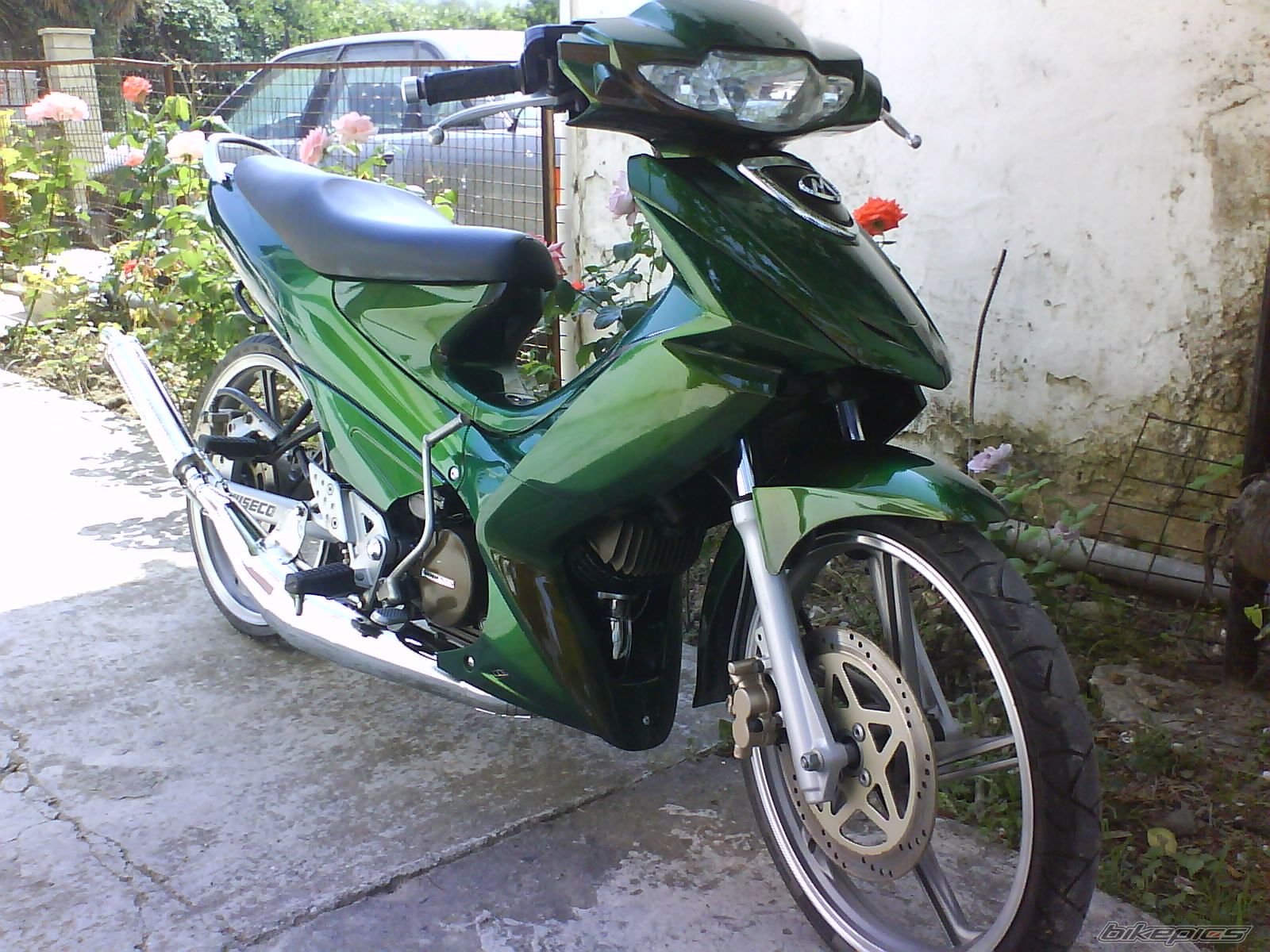 Photo 1677698
