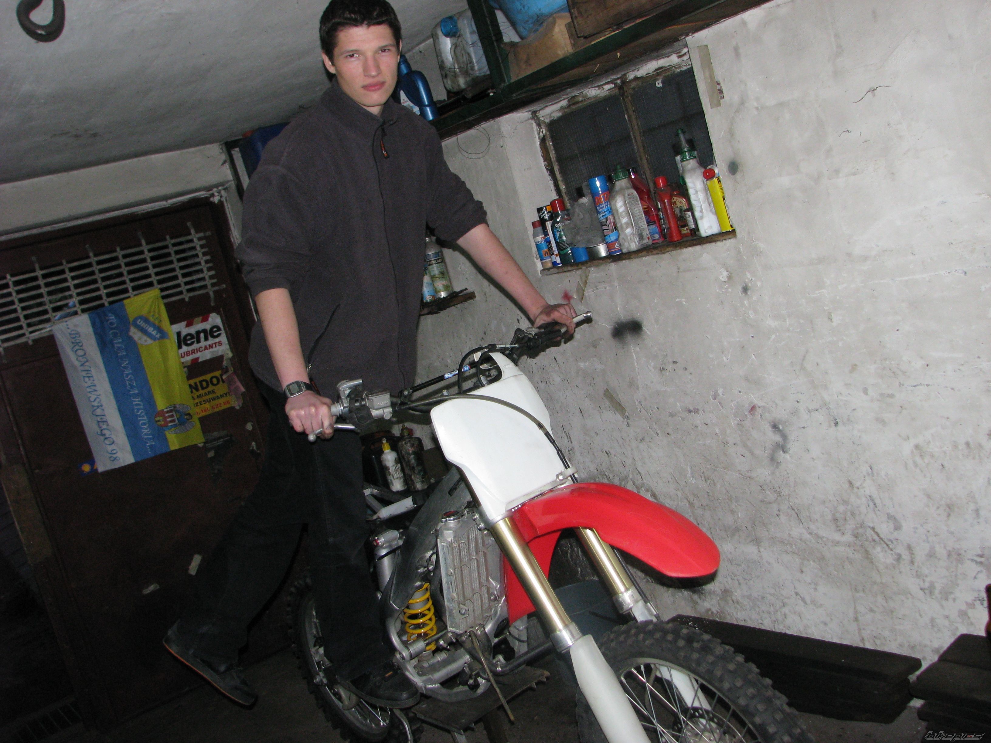 Photo 1677704