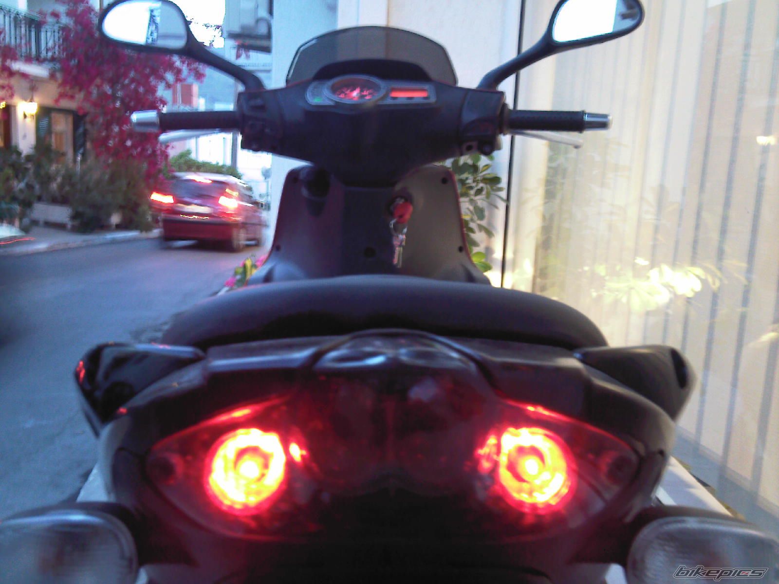 Photo 1677710