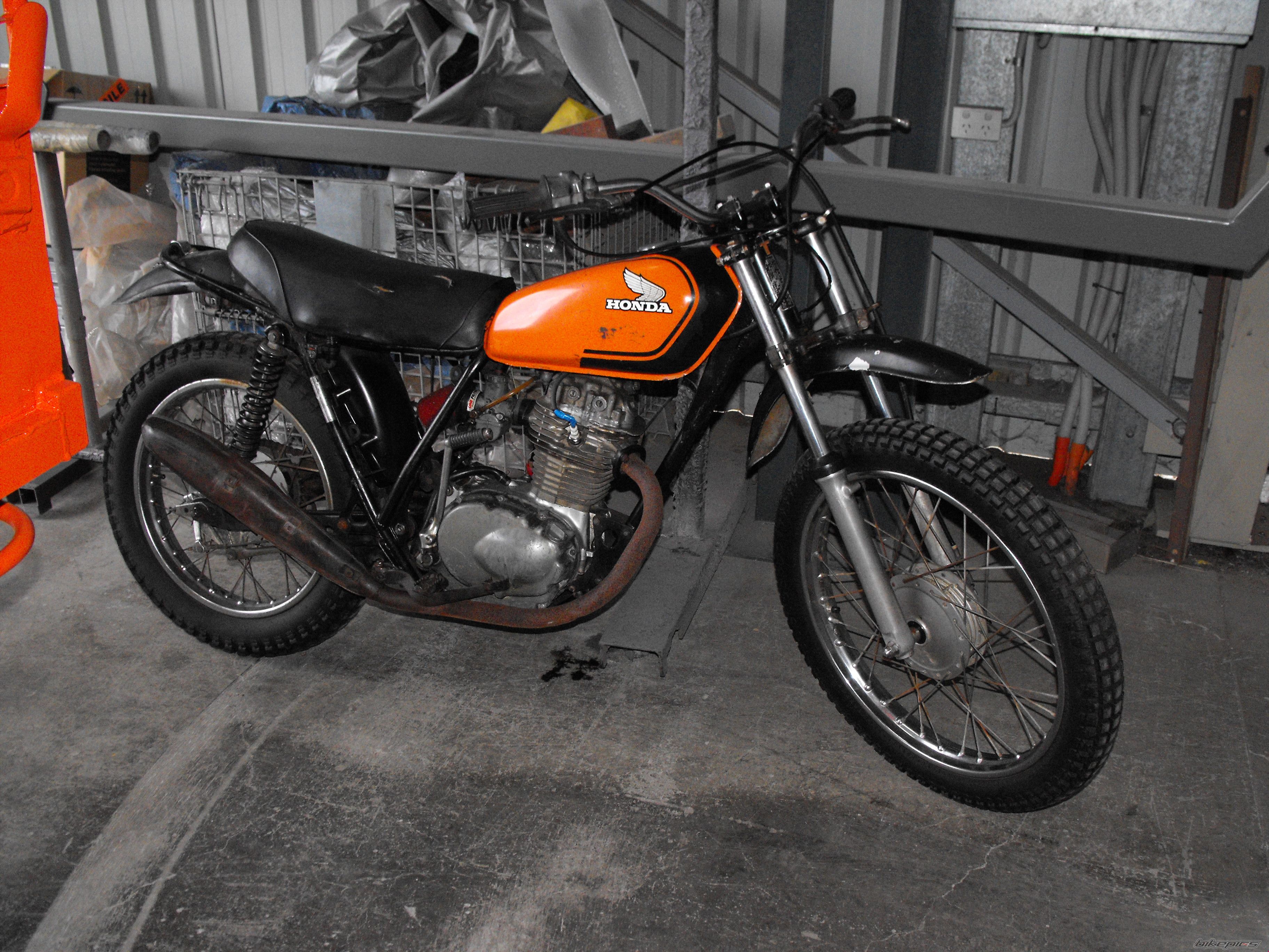 Photo 1677711