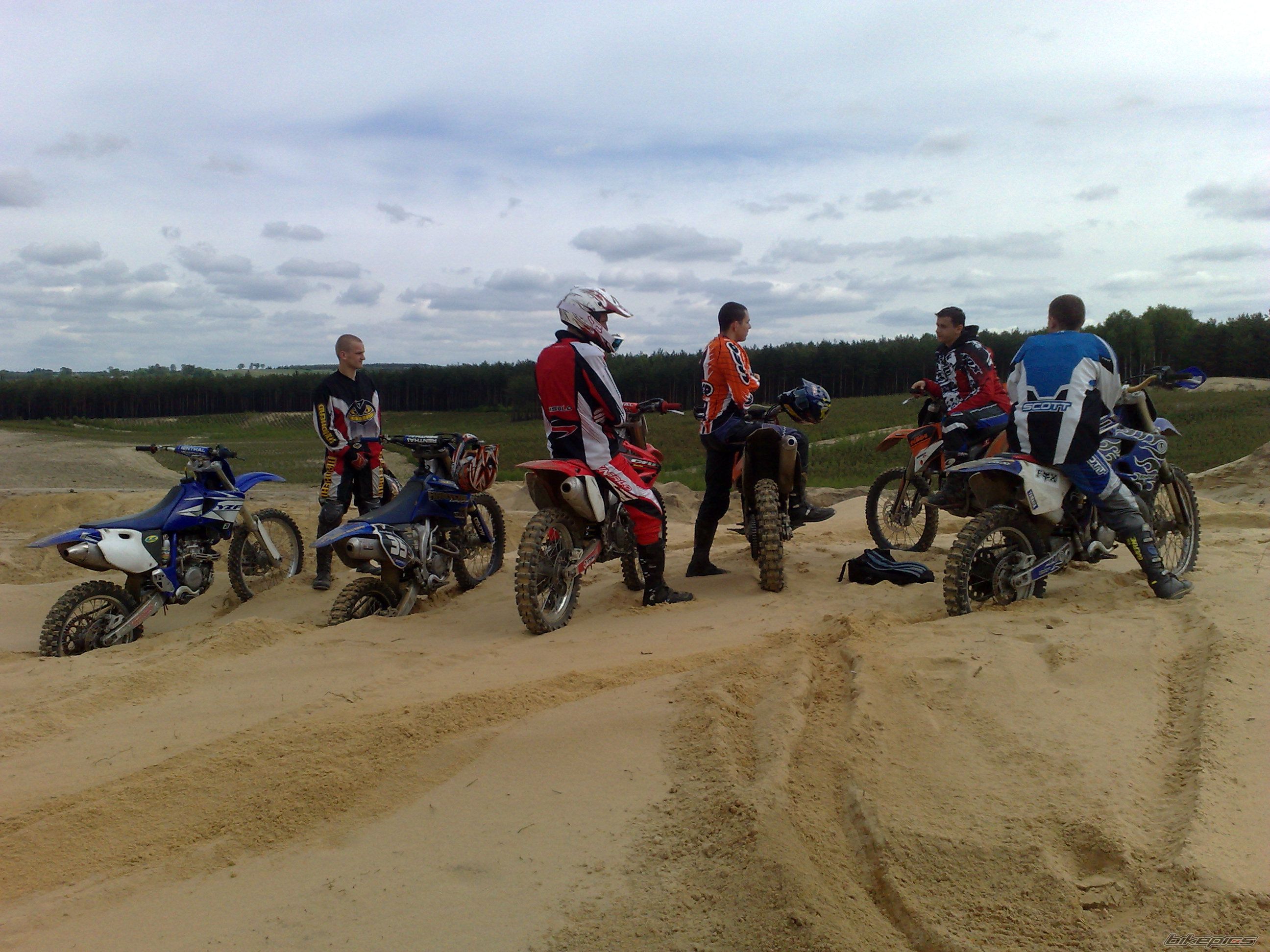 Photo 1677716