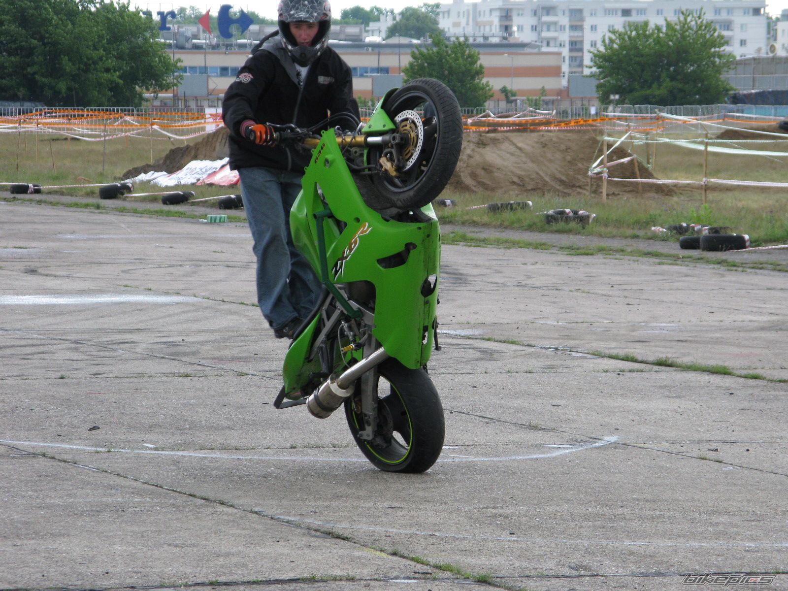 Bike Photo 1677742