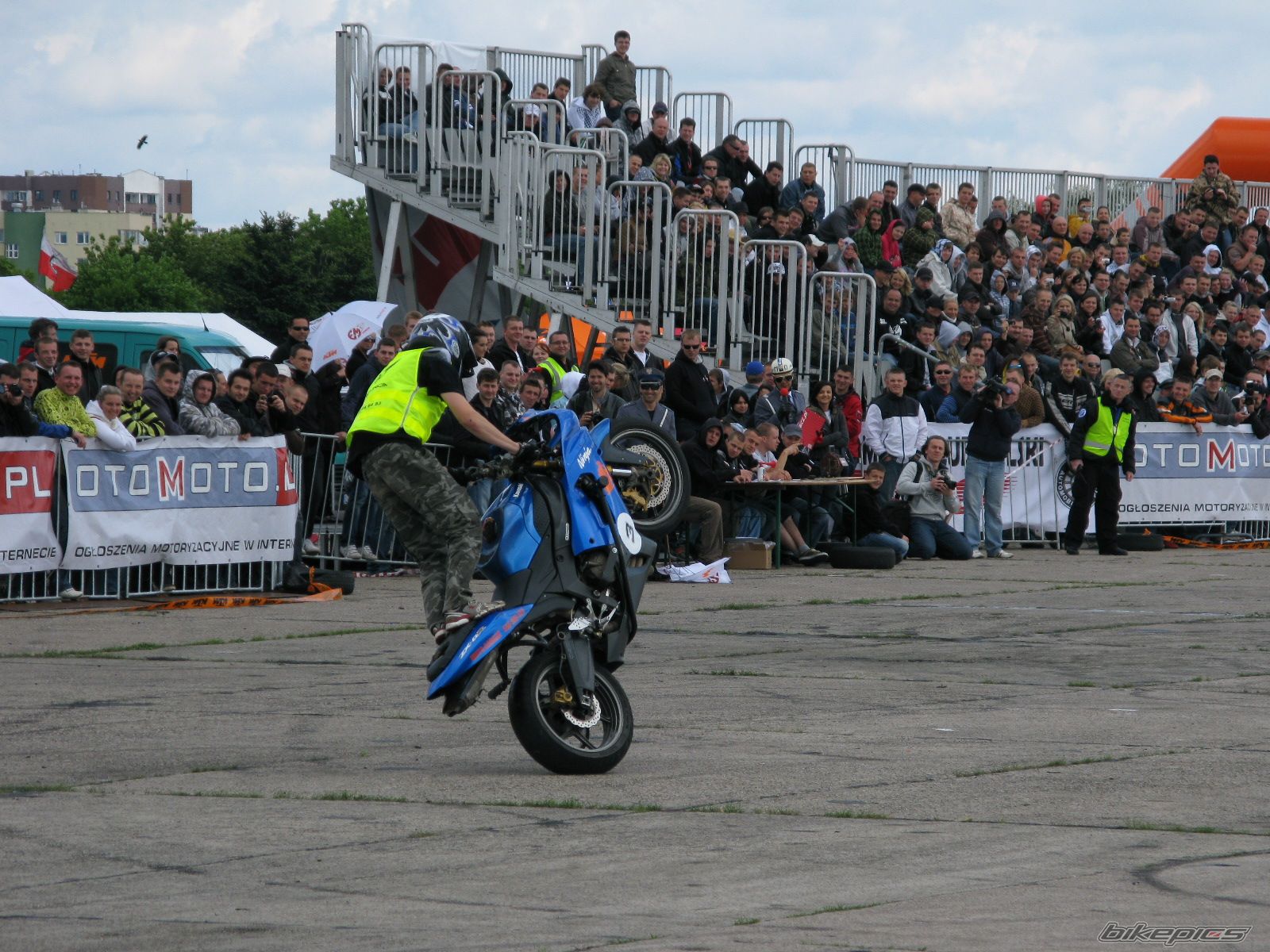 Bike Photo 1677749