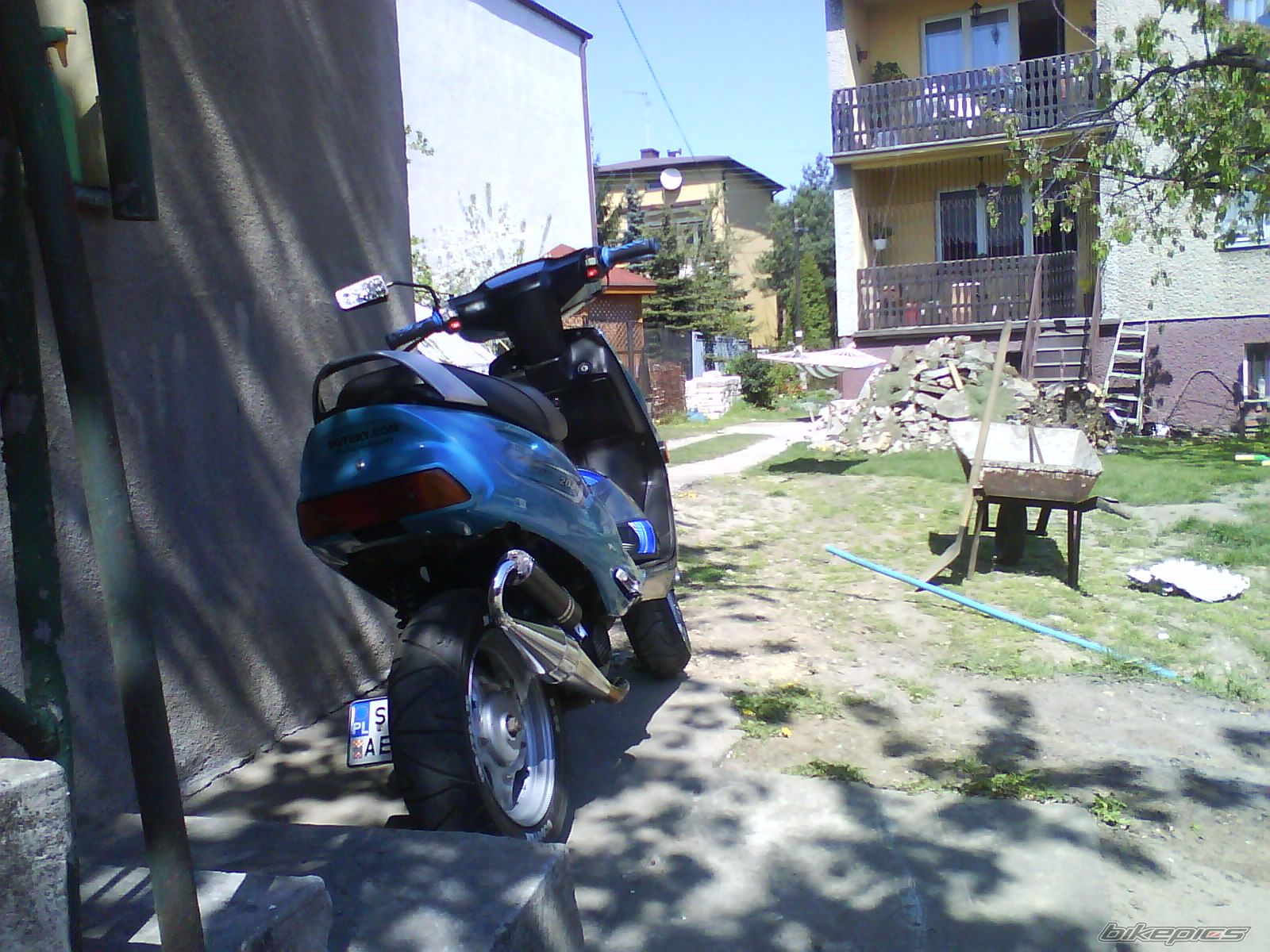 Photo 1677801