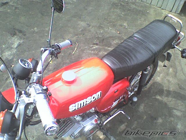 Photo 1677894