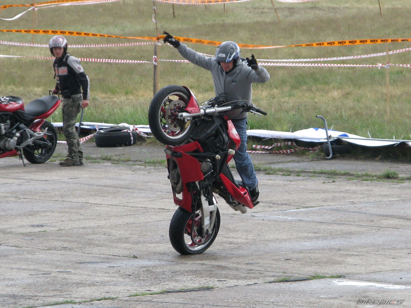 Bike Photo 1679004