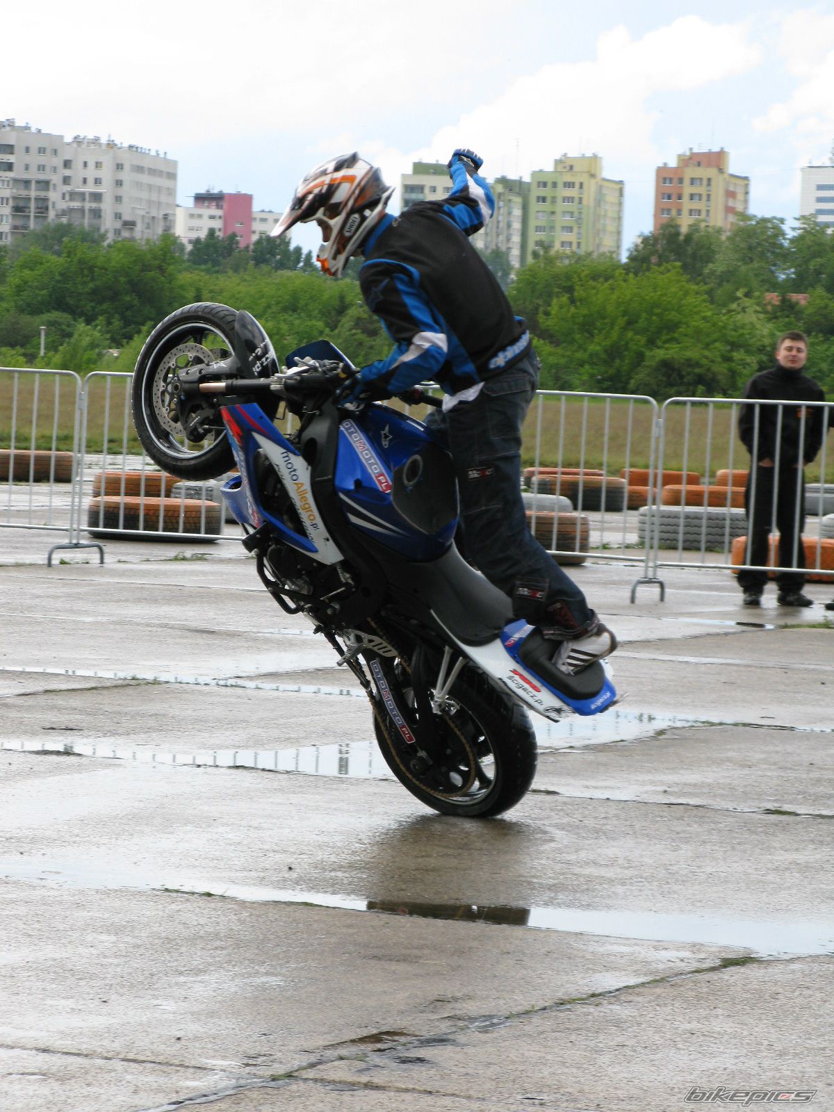 Bike Photo 1679043