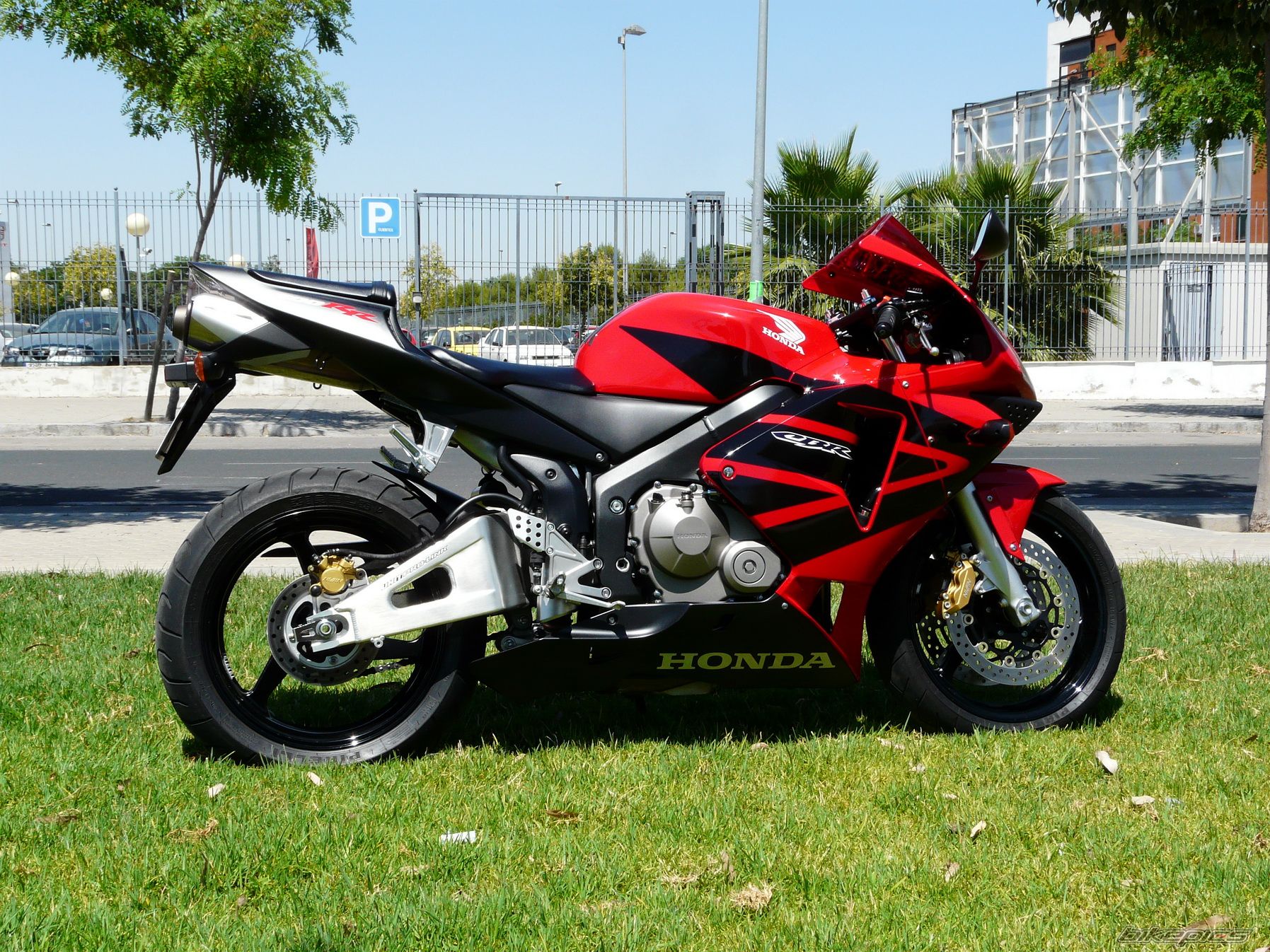 Bike Photo 1679180