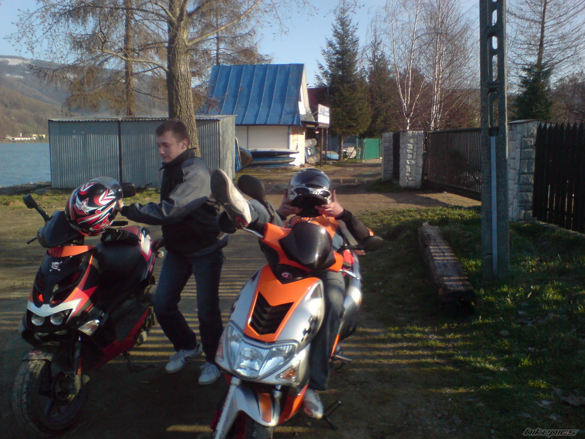 Bike Photo 1679380
