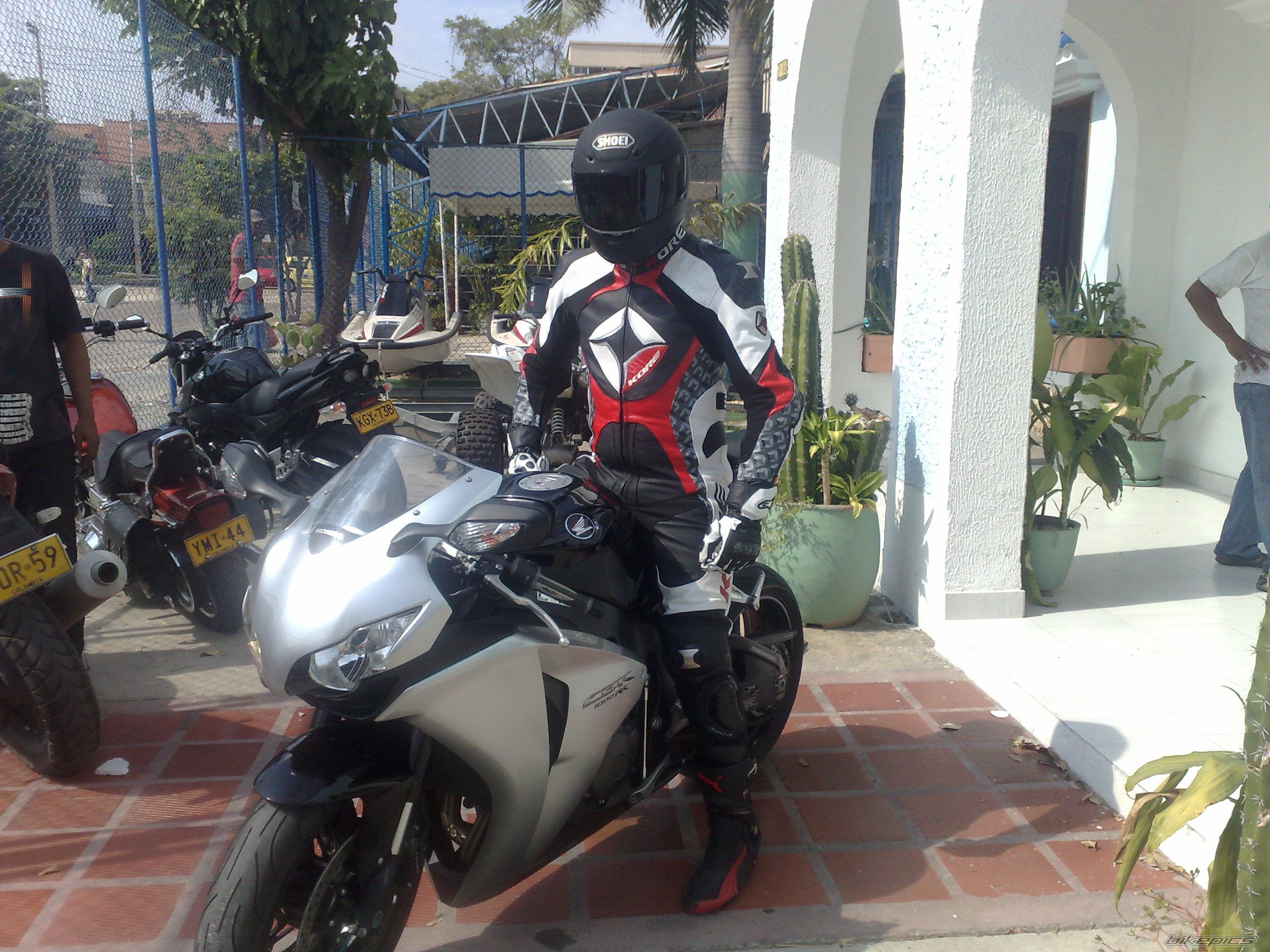 Bike Photo 1679526