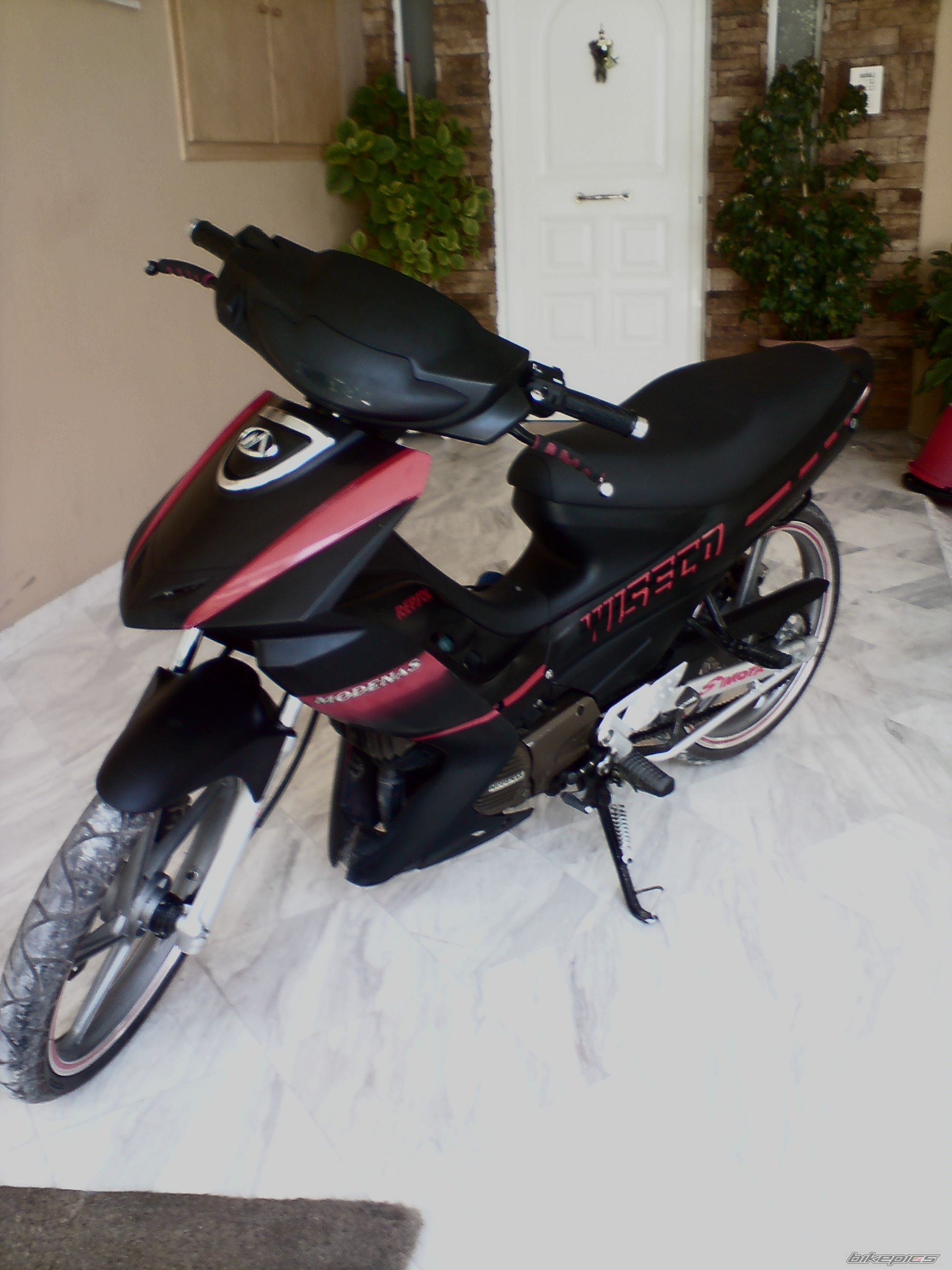 Bike Photo 1679741