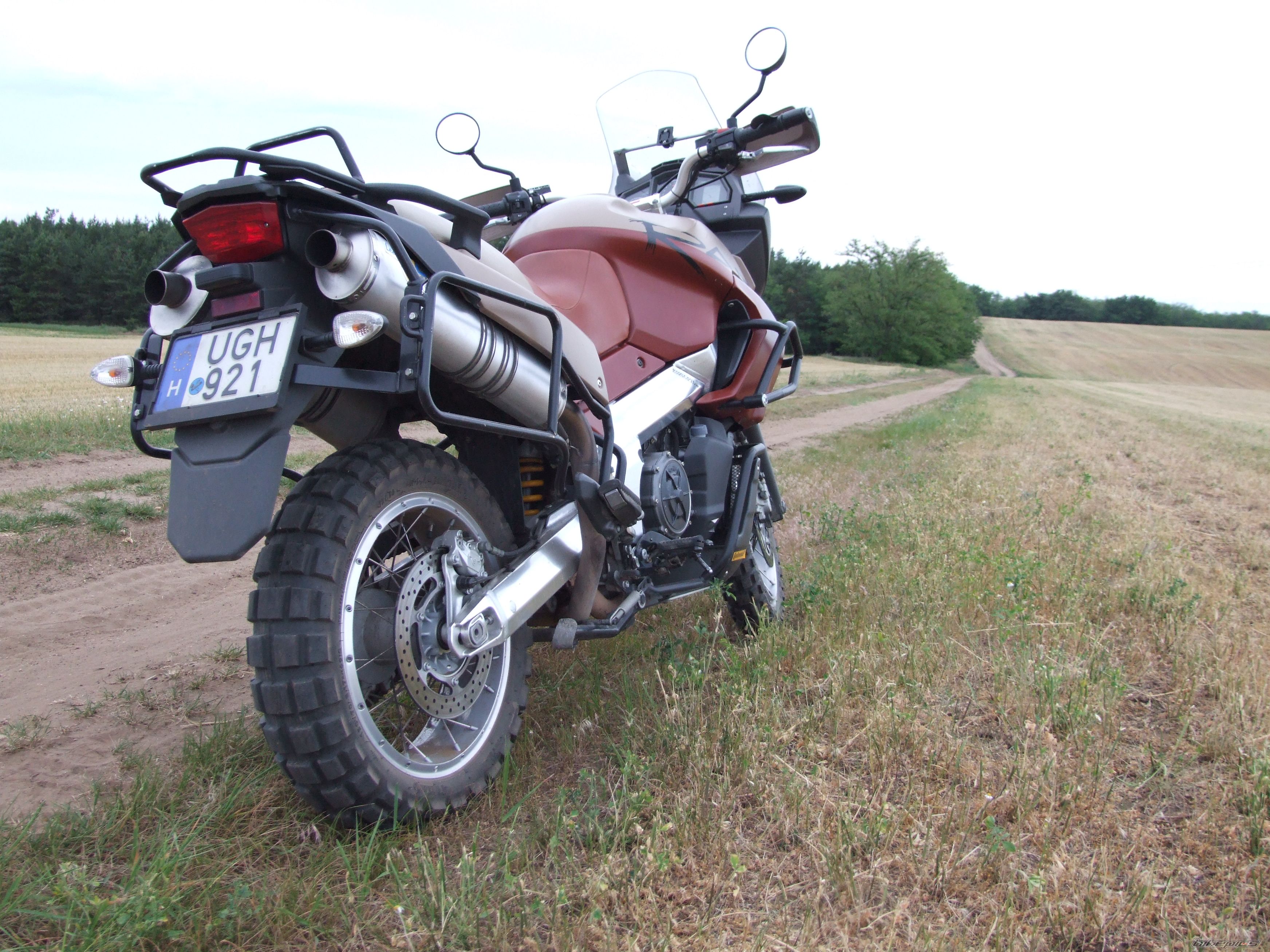 Photo 1679875