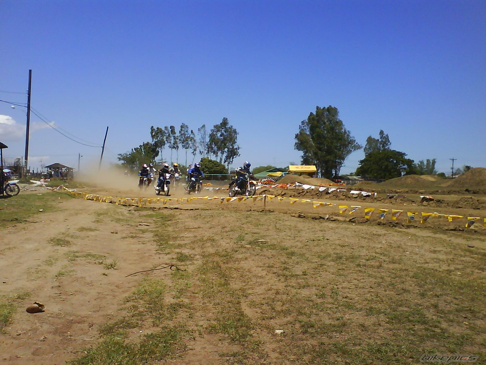Bike Photo 1680162