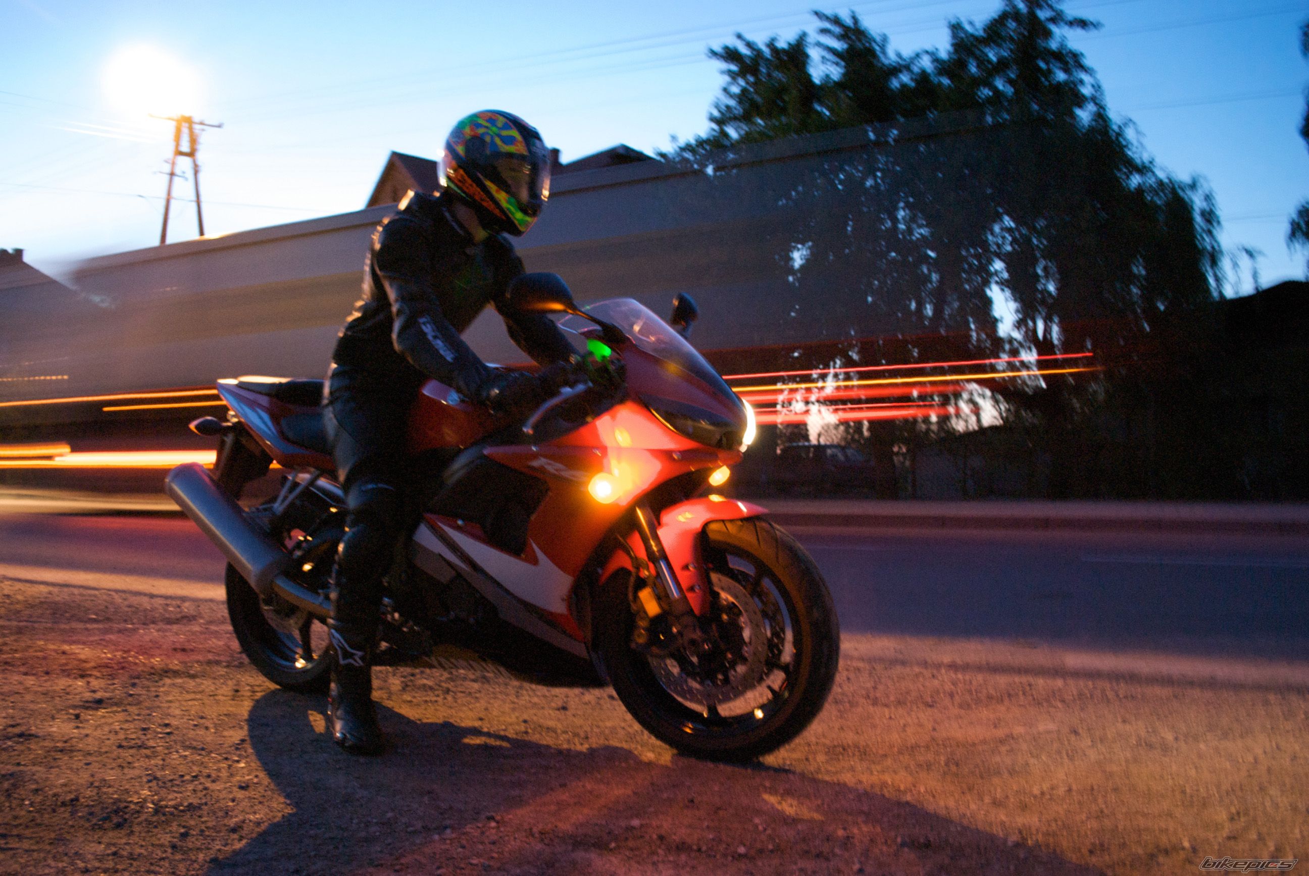 Bike Photo 1680359