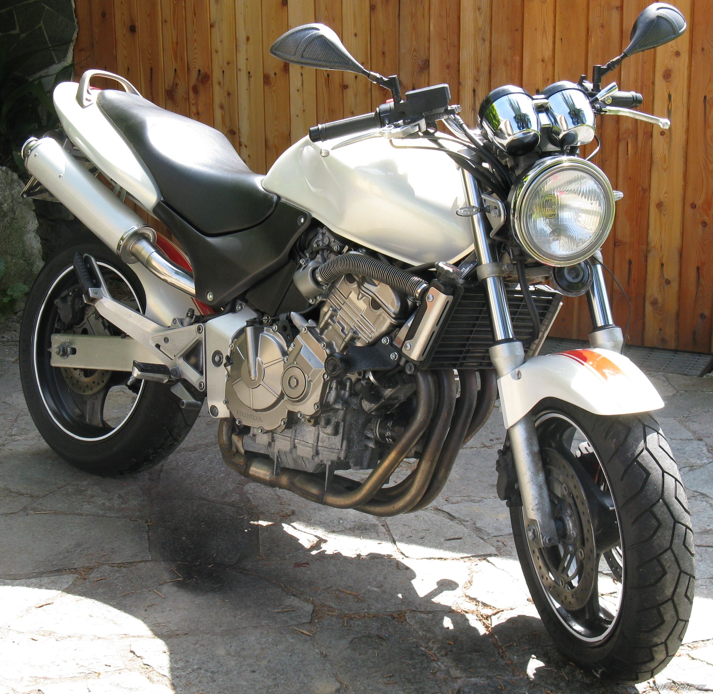 Bike Photo 1680889