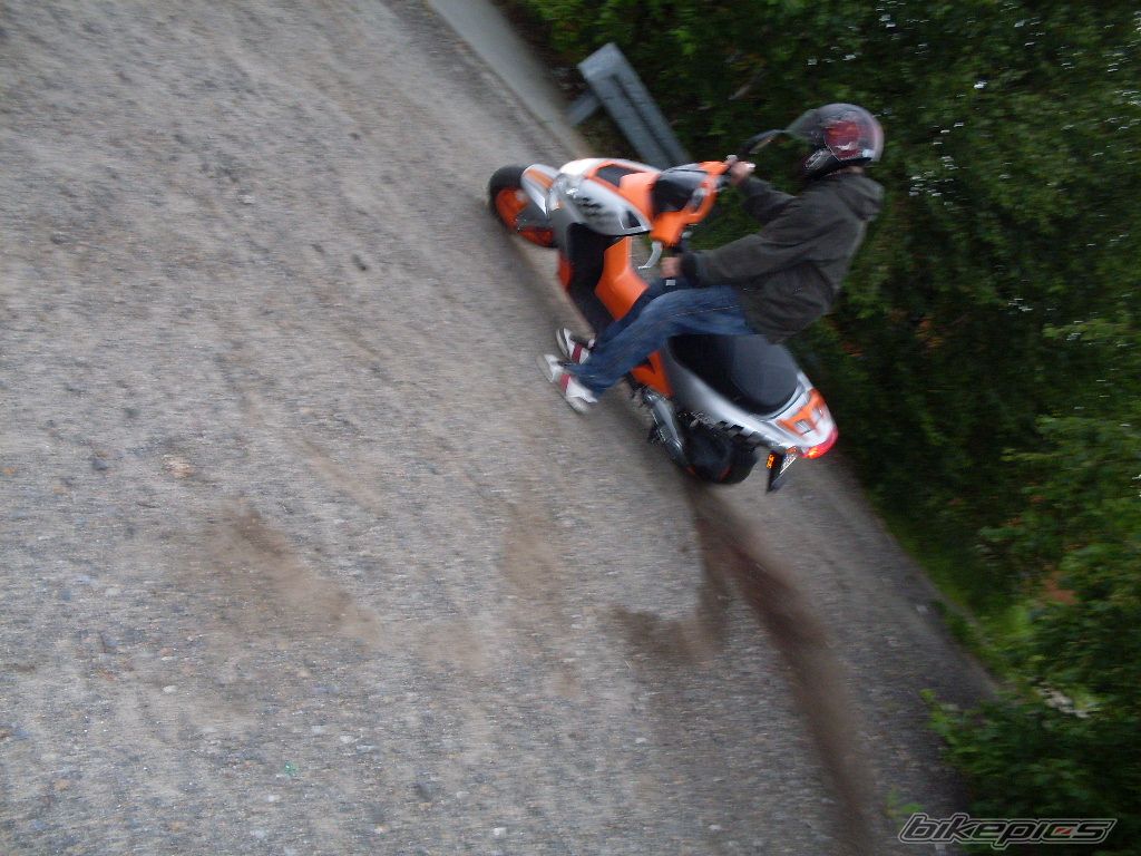 Photo 1681142