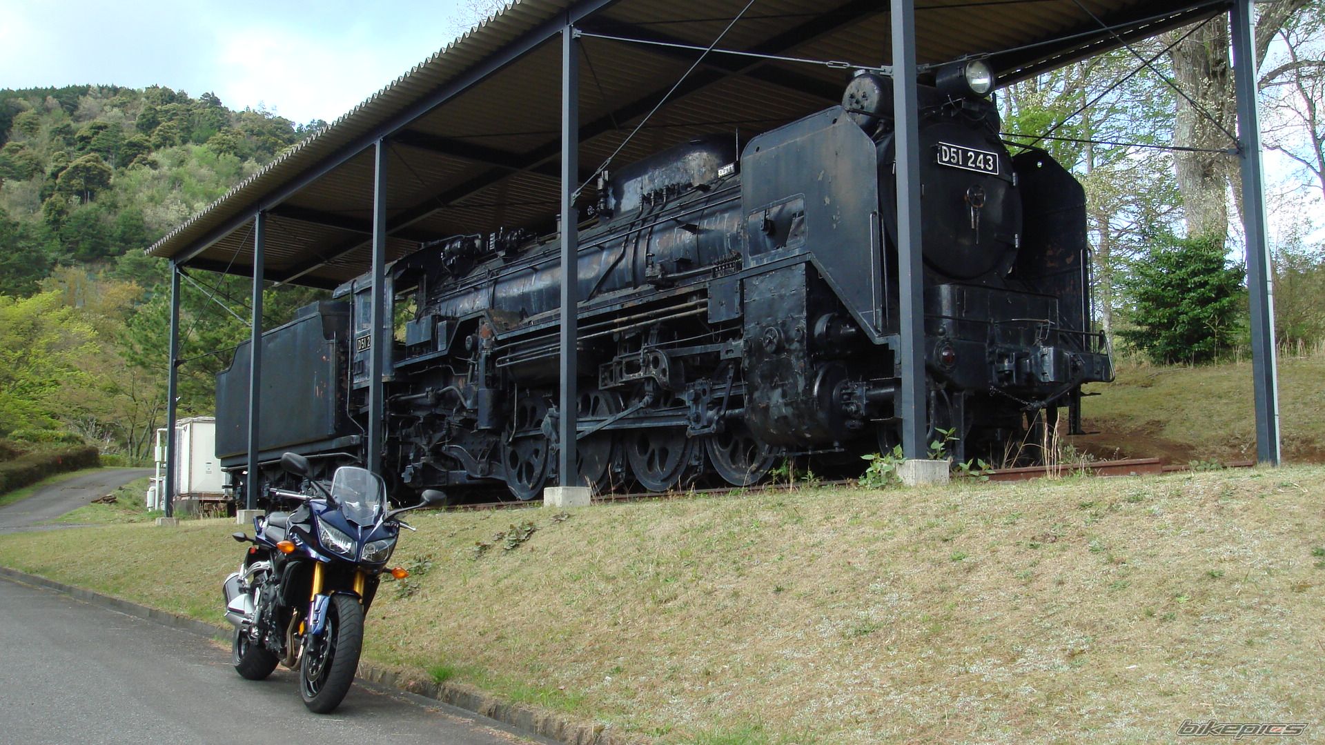 Bike Photo 1681757