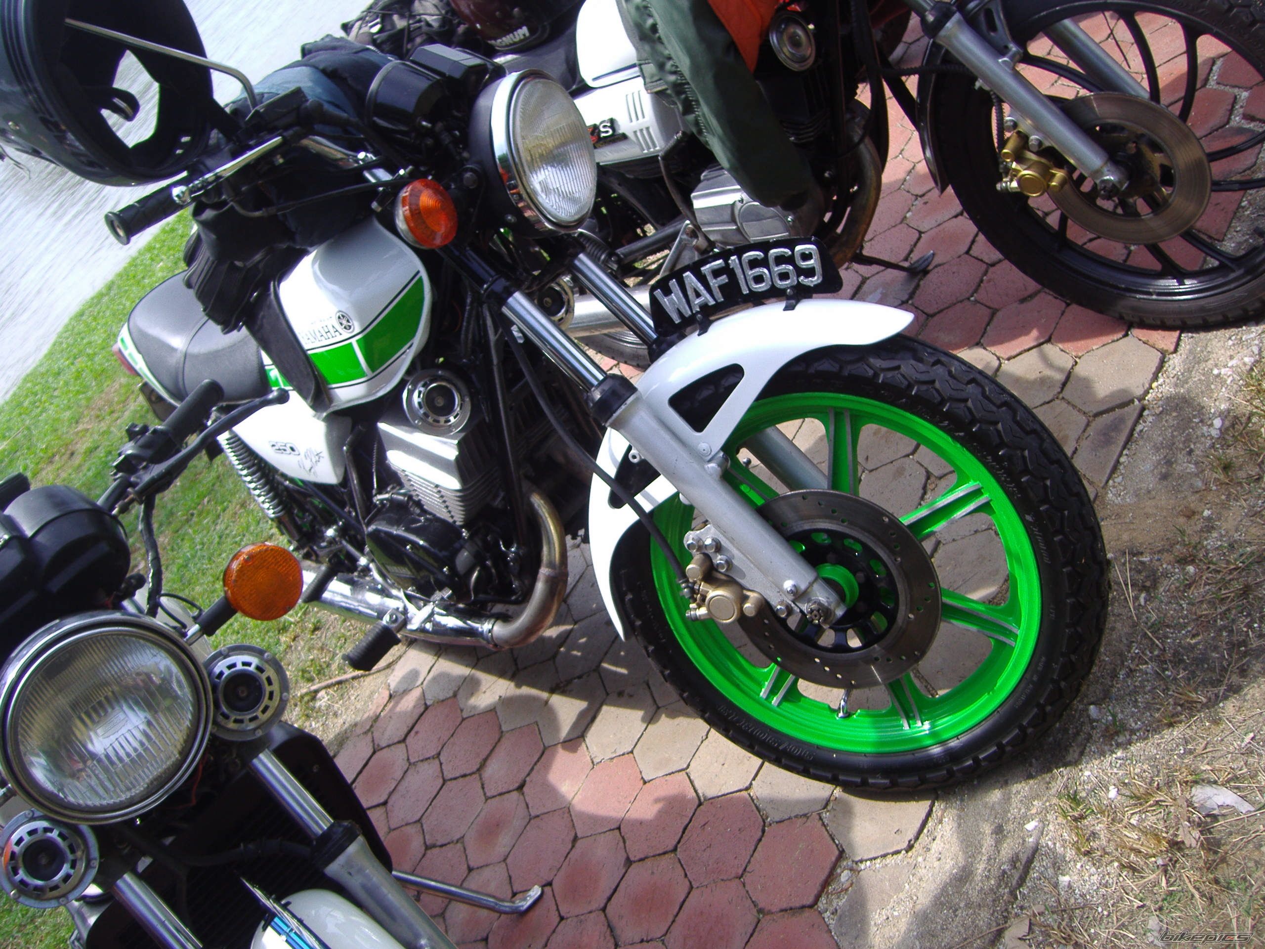 Bike Photo 1681992