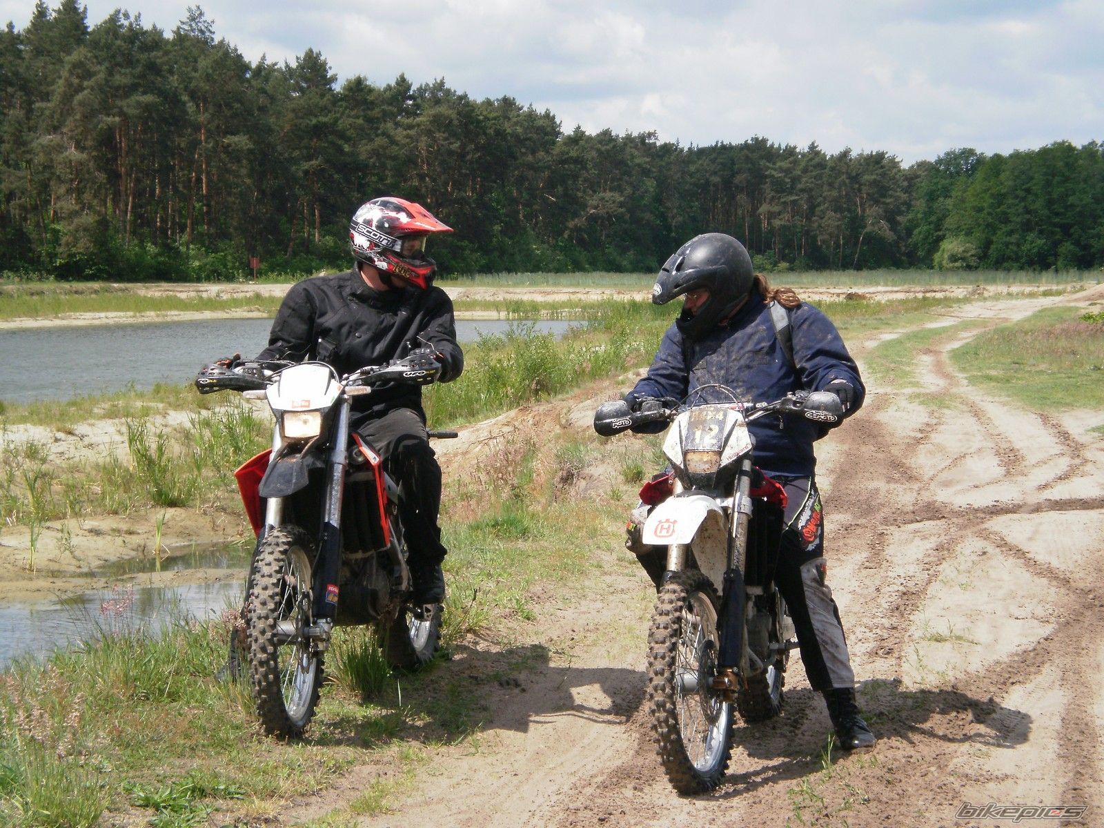 Photo 1682075