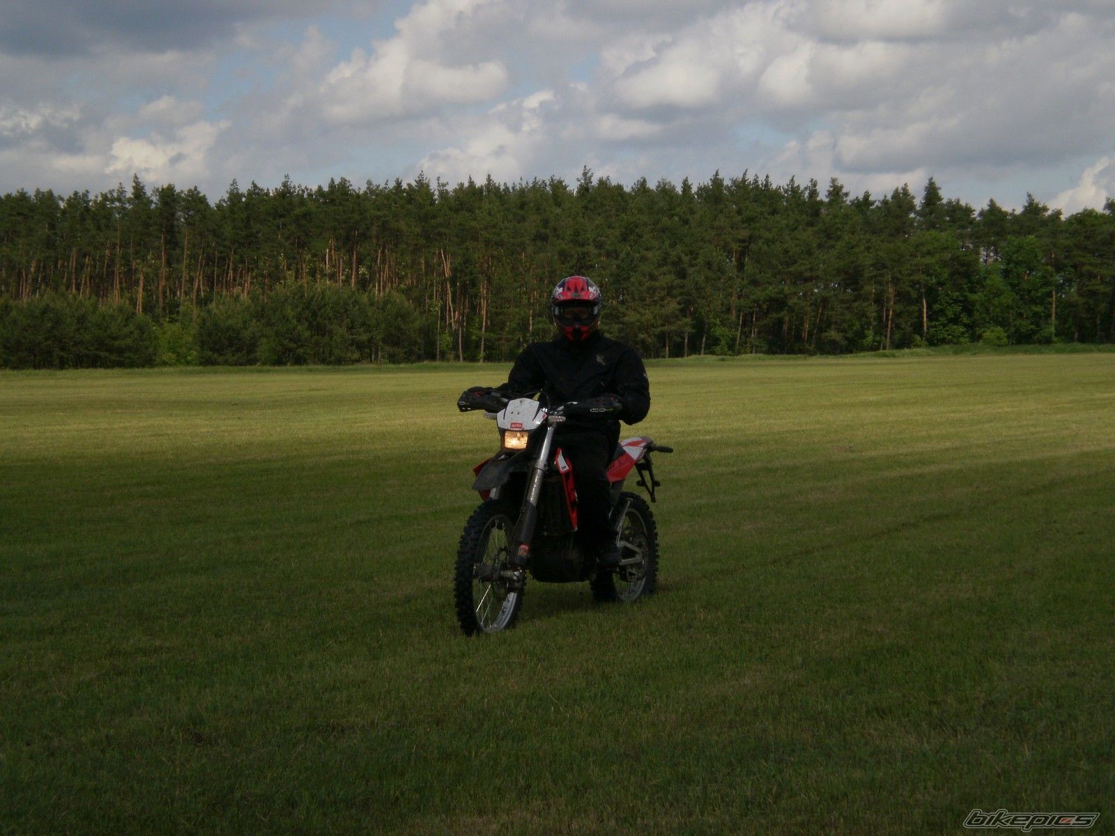 Photo 1682082