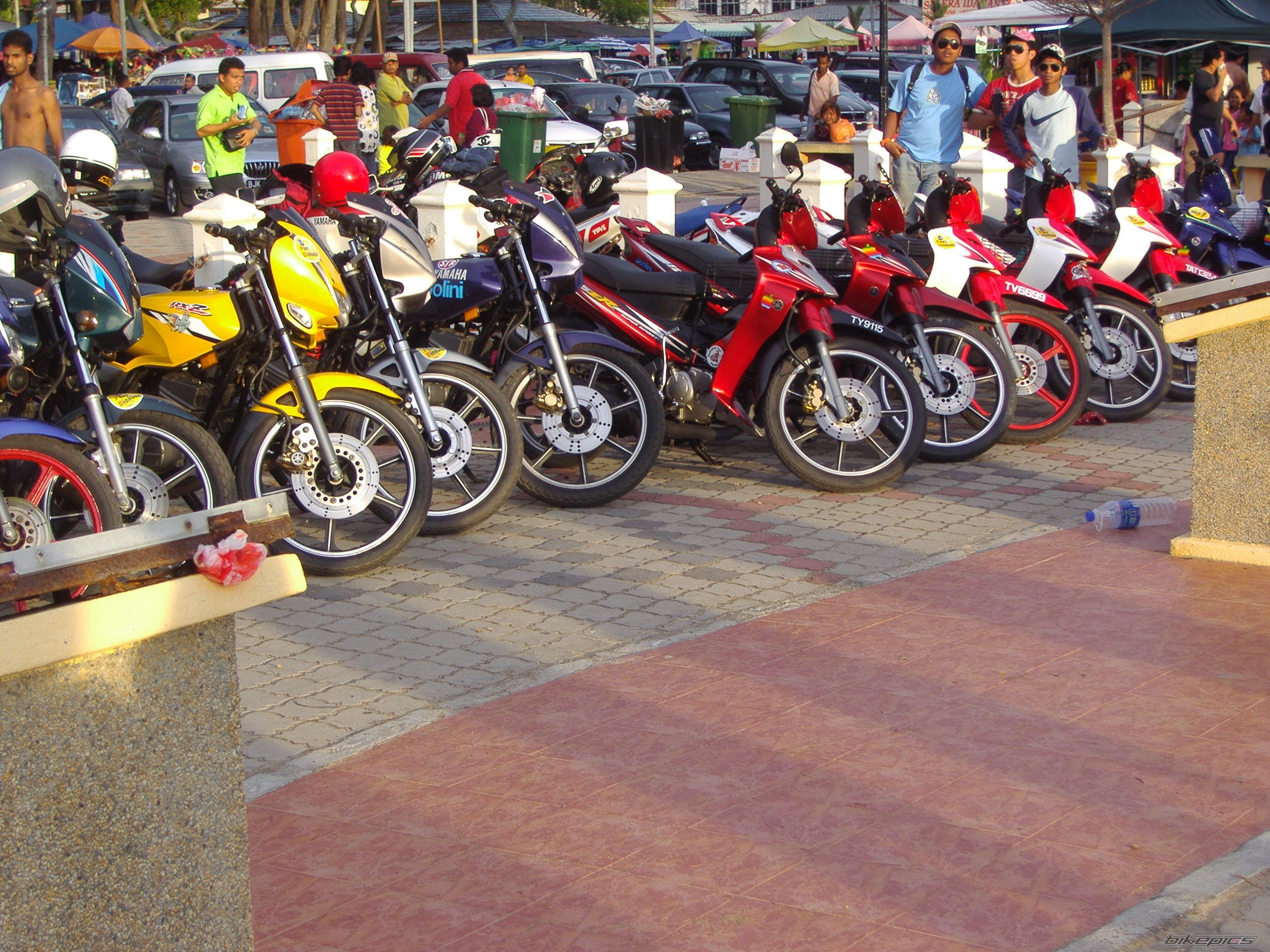 Bike Photo 1682086