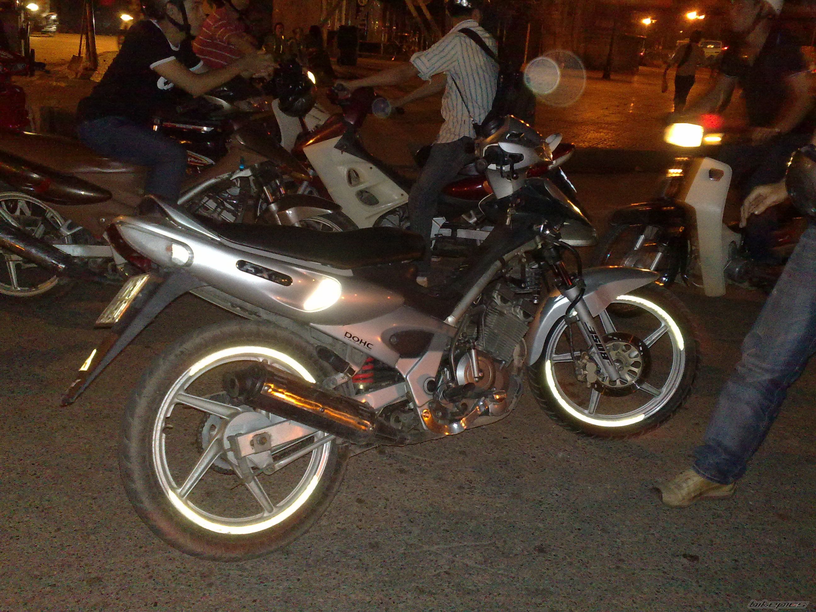 Photo 1682115