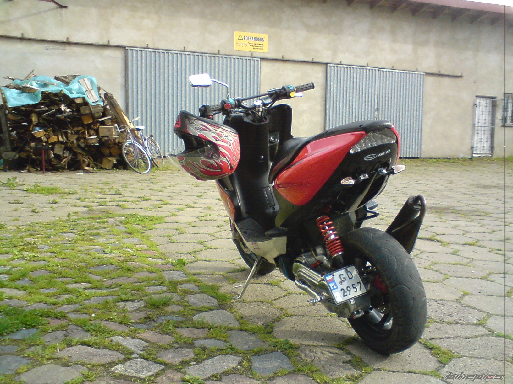 Photo 1682248