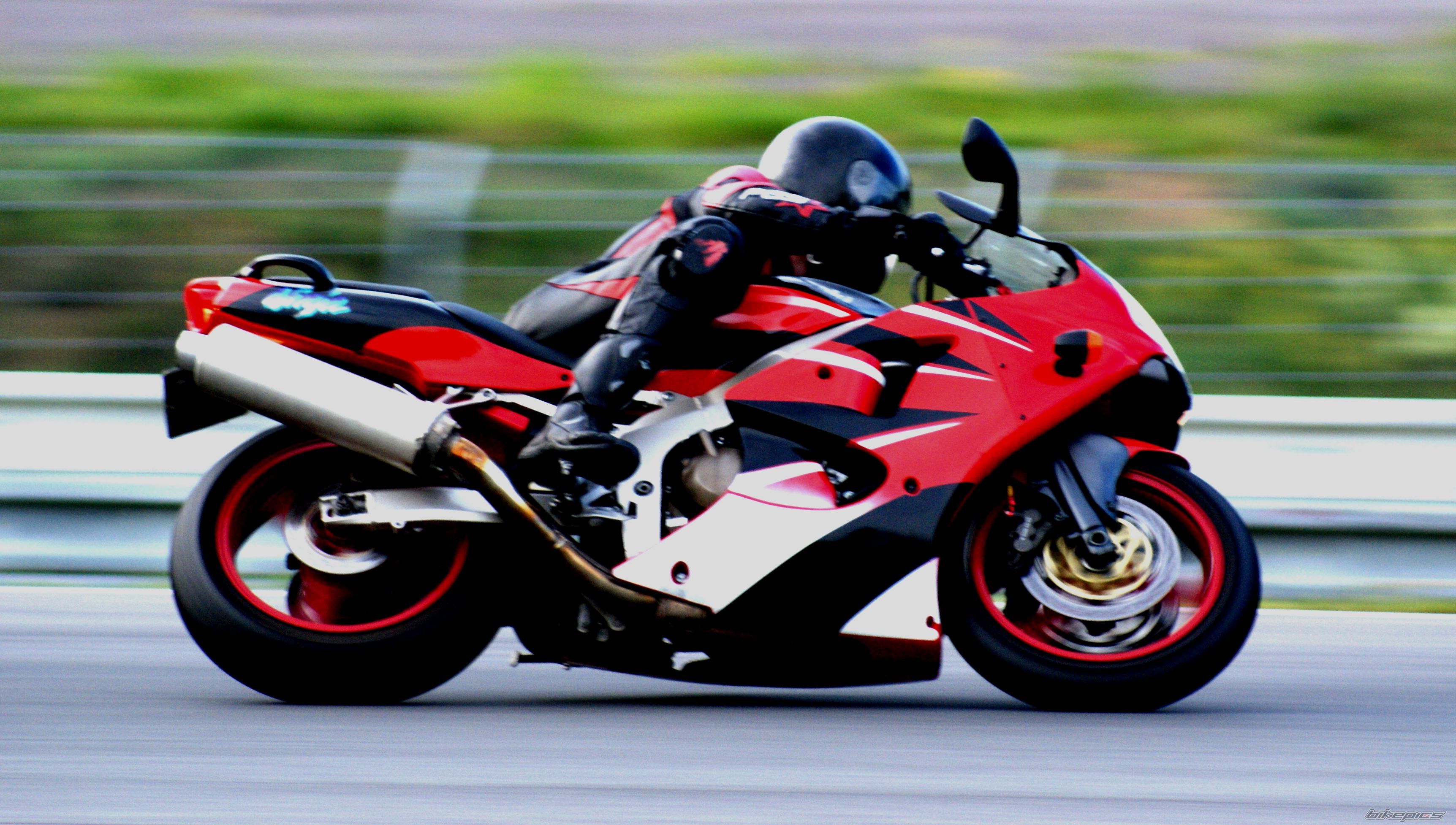 Bike Photo 1682339
