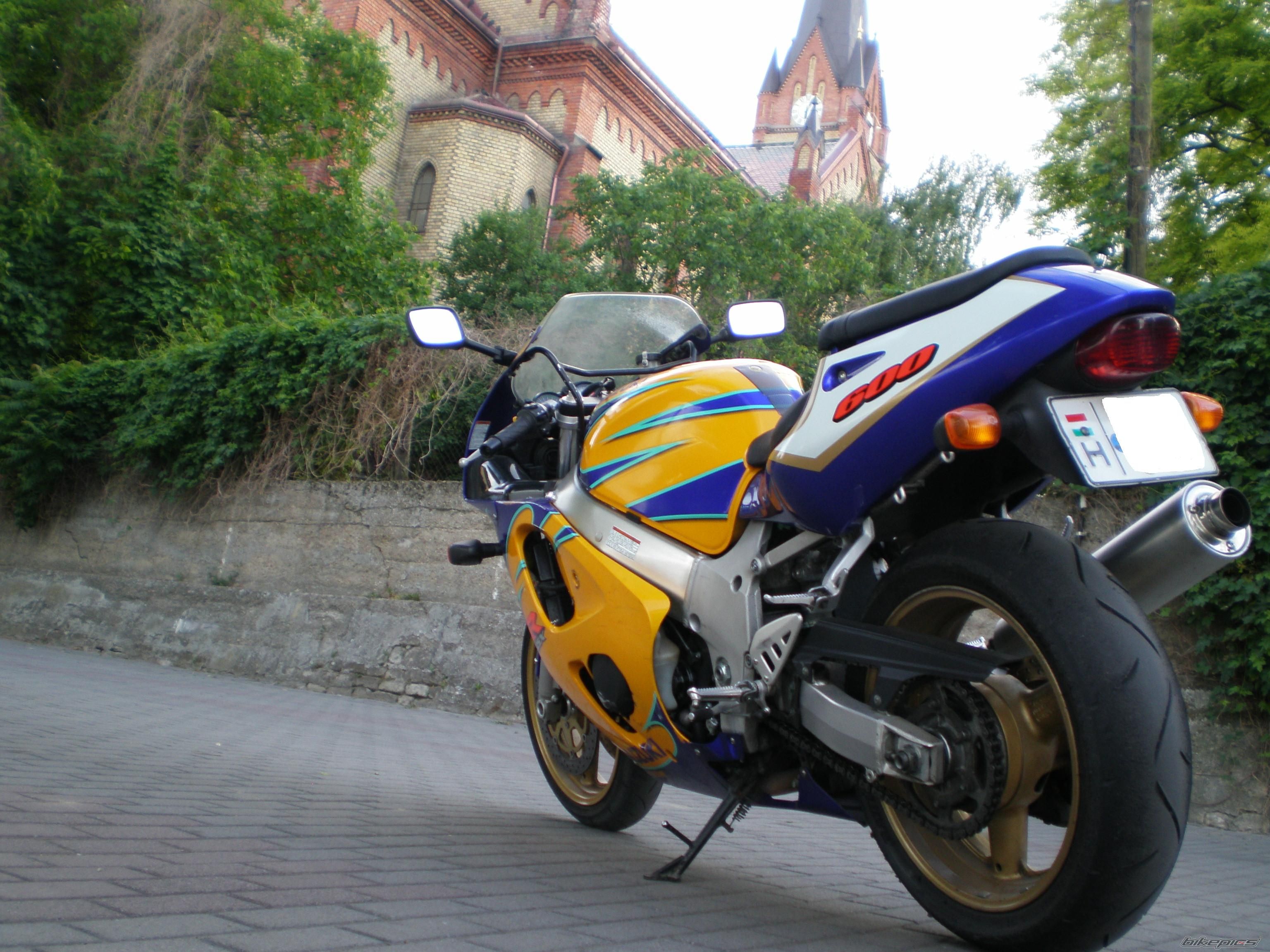 Photo 1682358