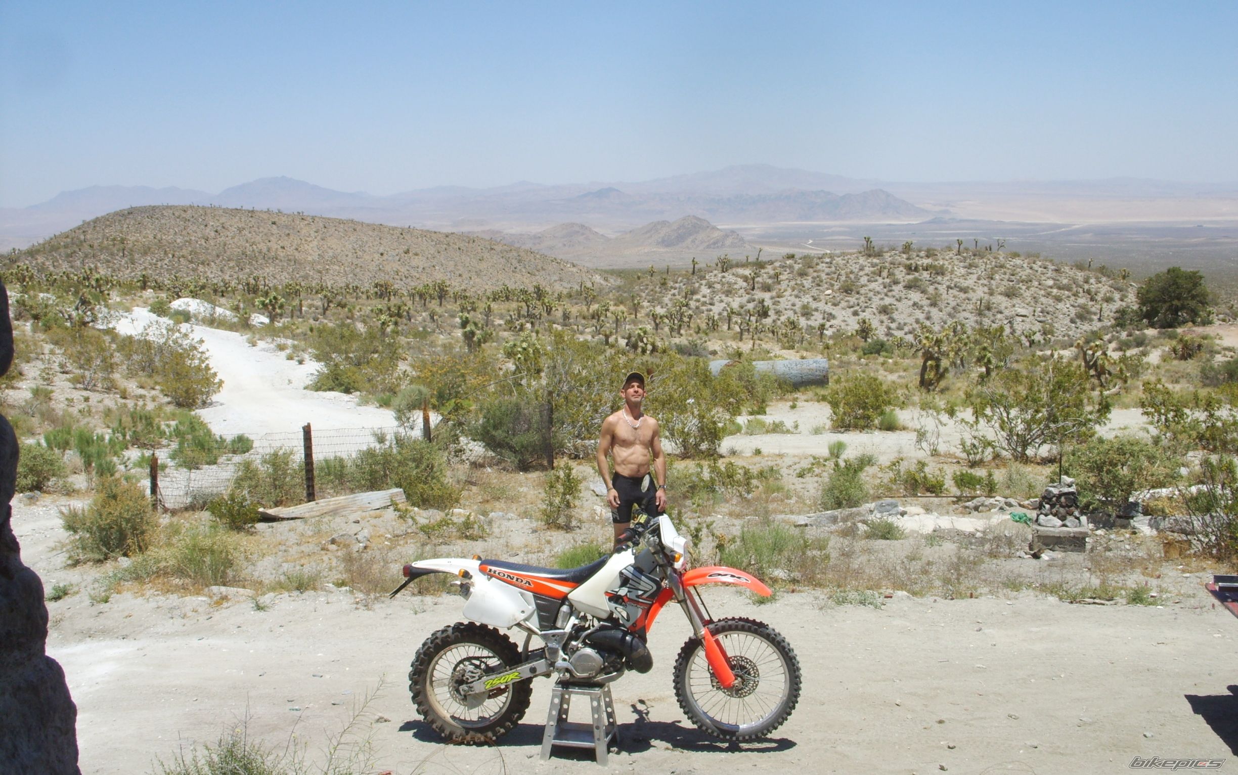 Bike Photo 1682430