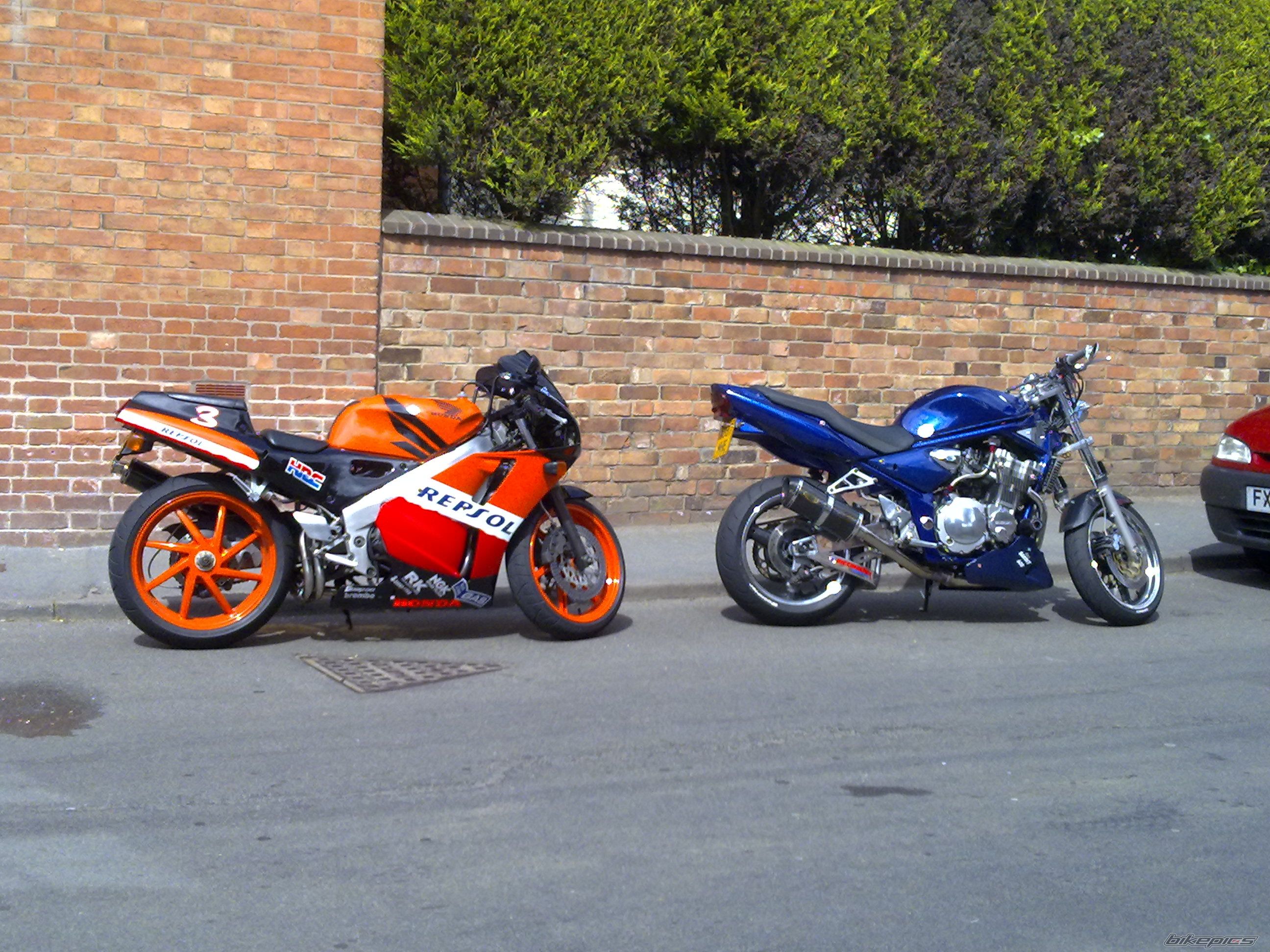 Photo 1682831
