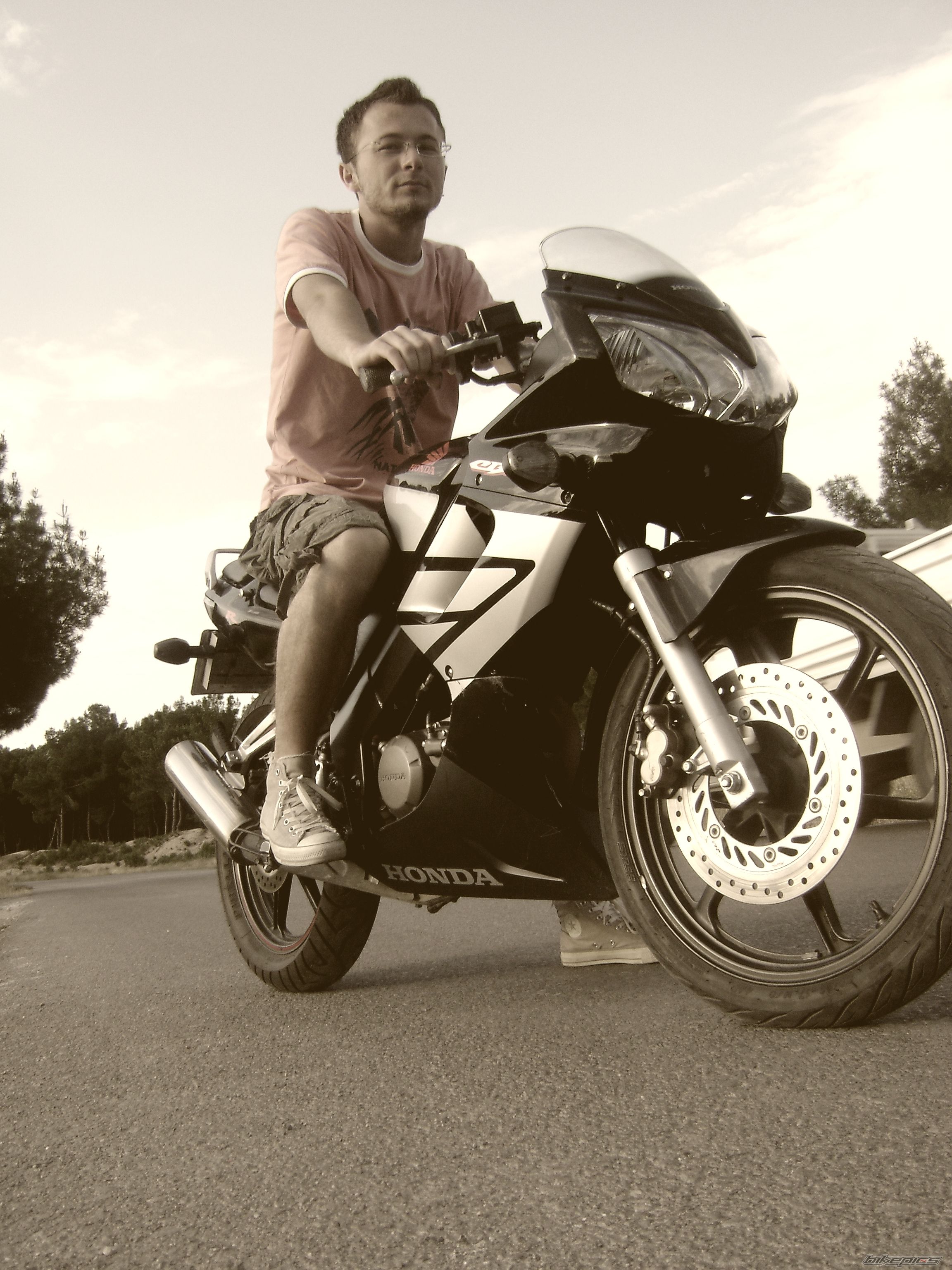 Photo 1682857
